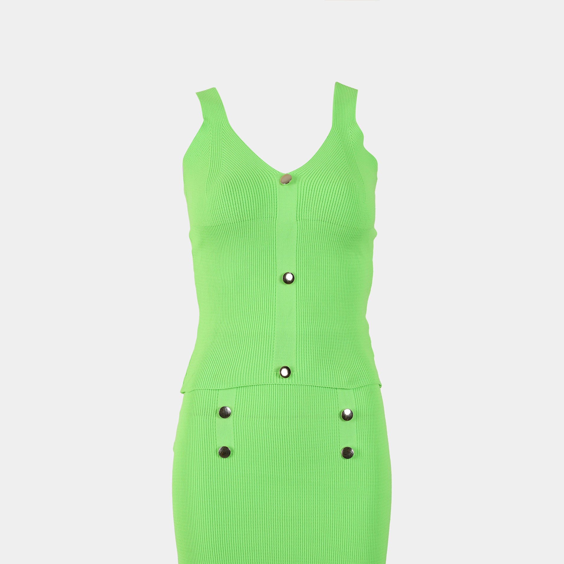 Button-Embellished Set s10604050