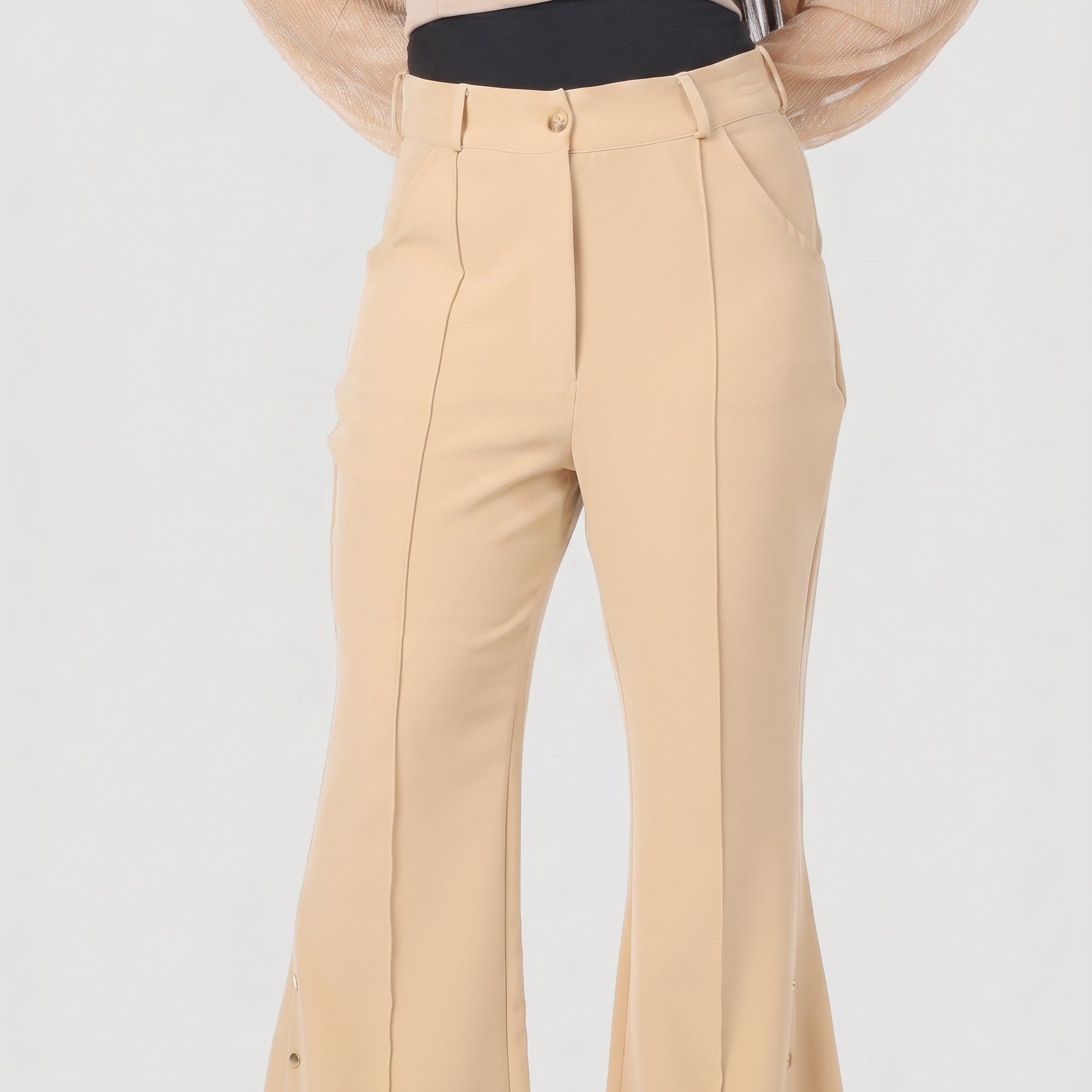 Buttoned Charleston Pants 20571070