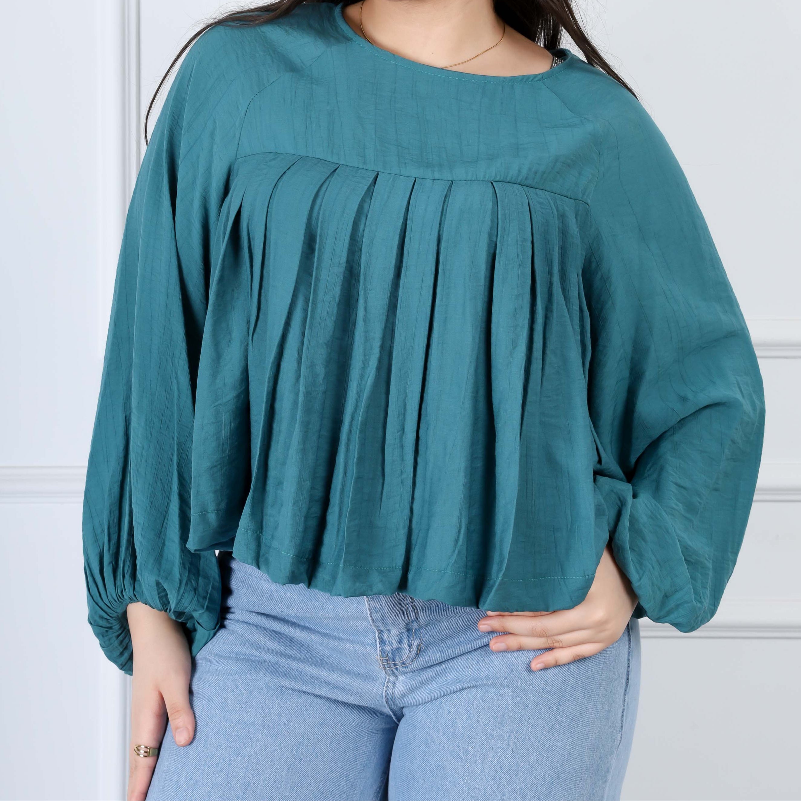 Pleated Long-Sleeve Blouse s1516354