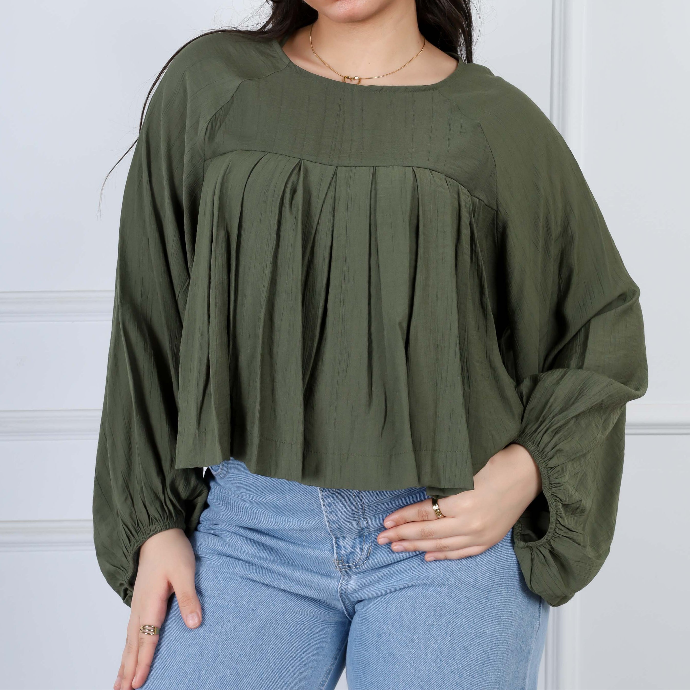 Pleated Long-Sleeve Blouse s1516354