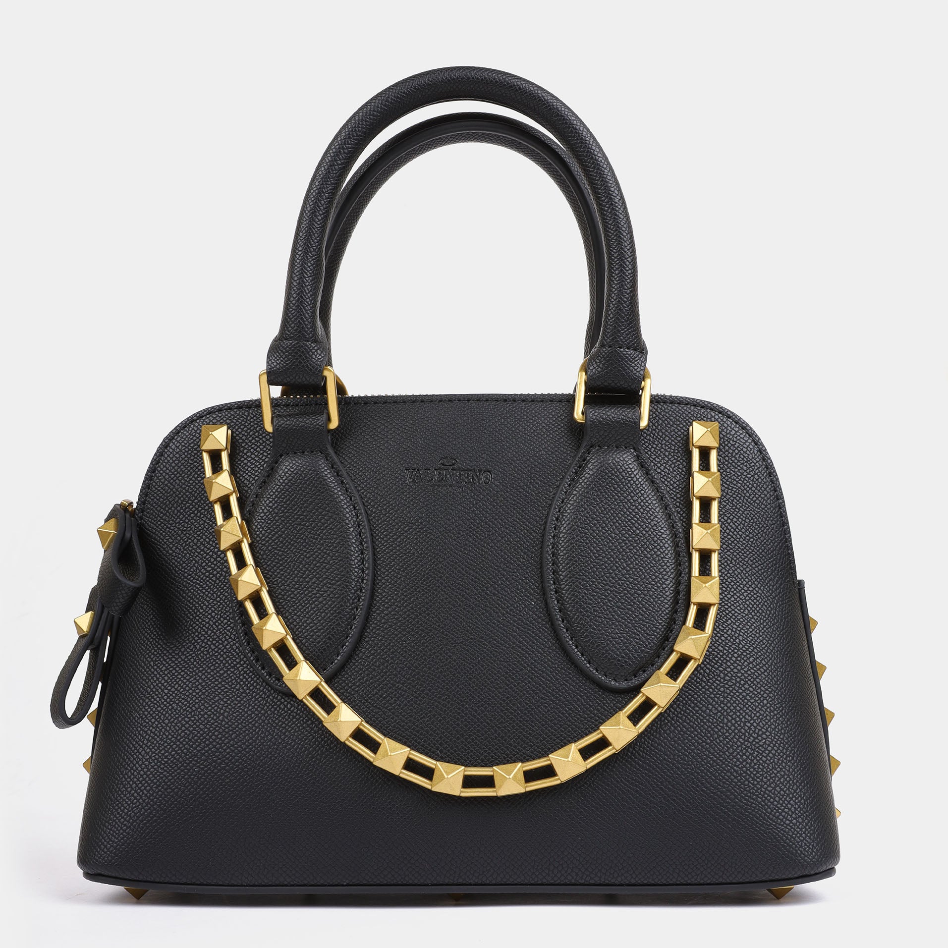 Luxury Handbag with Gold Accents s1579563