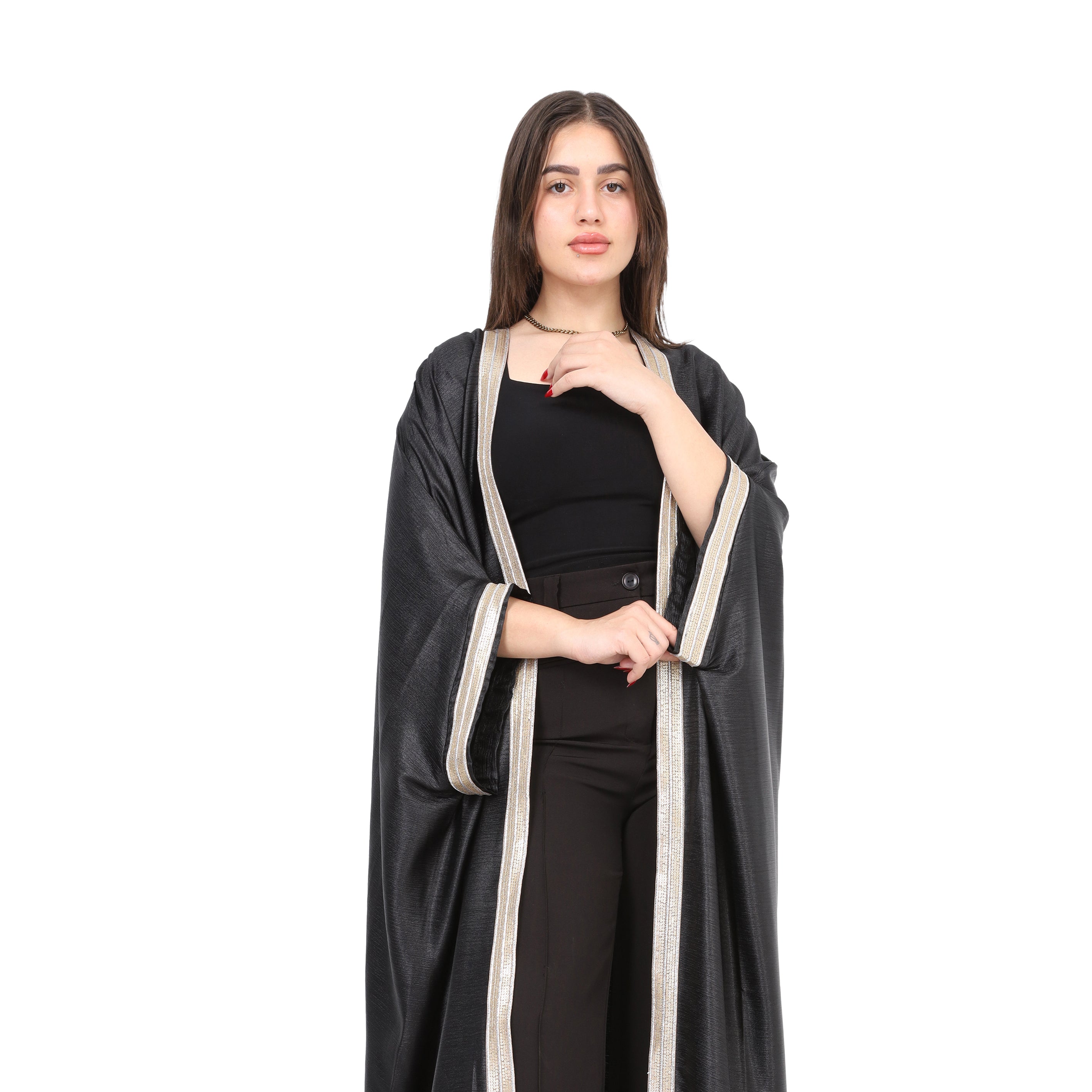 Open kimono Adorned With A Simple Decorative Line 1722706