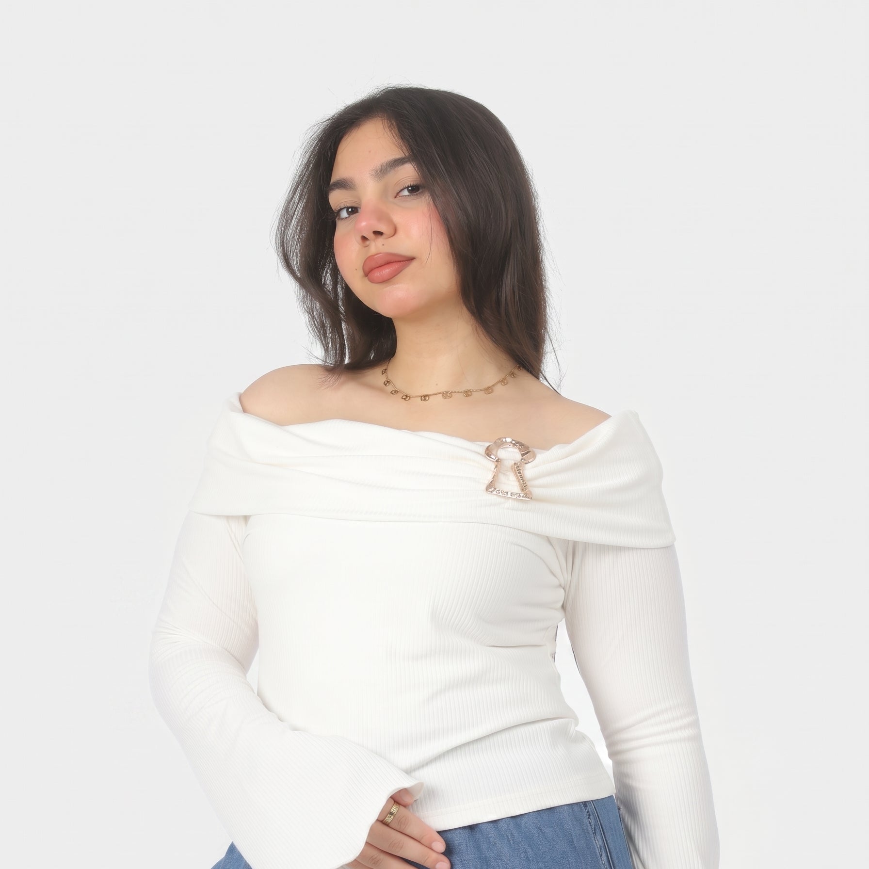 Elegant Off-Shoulder Top 2000/217