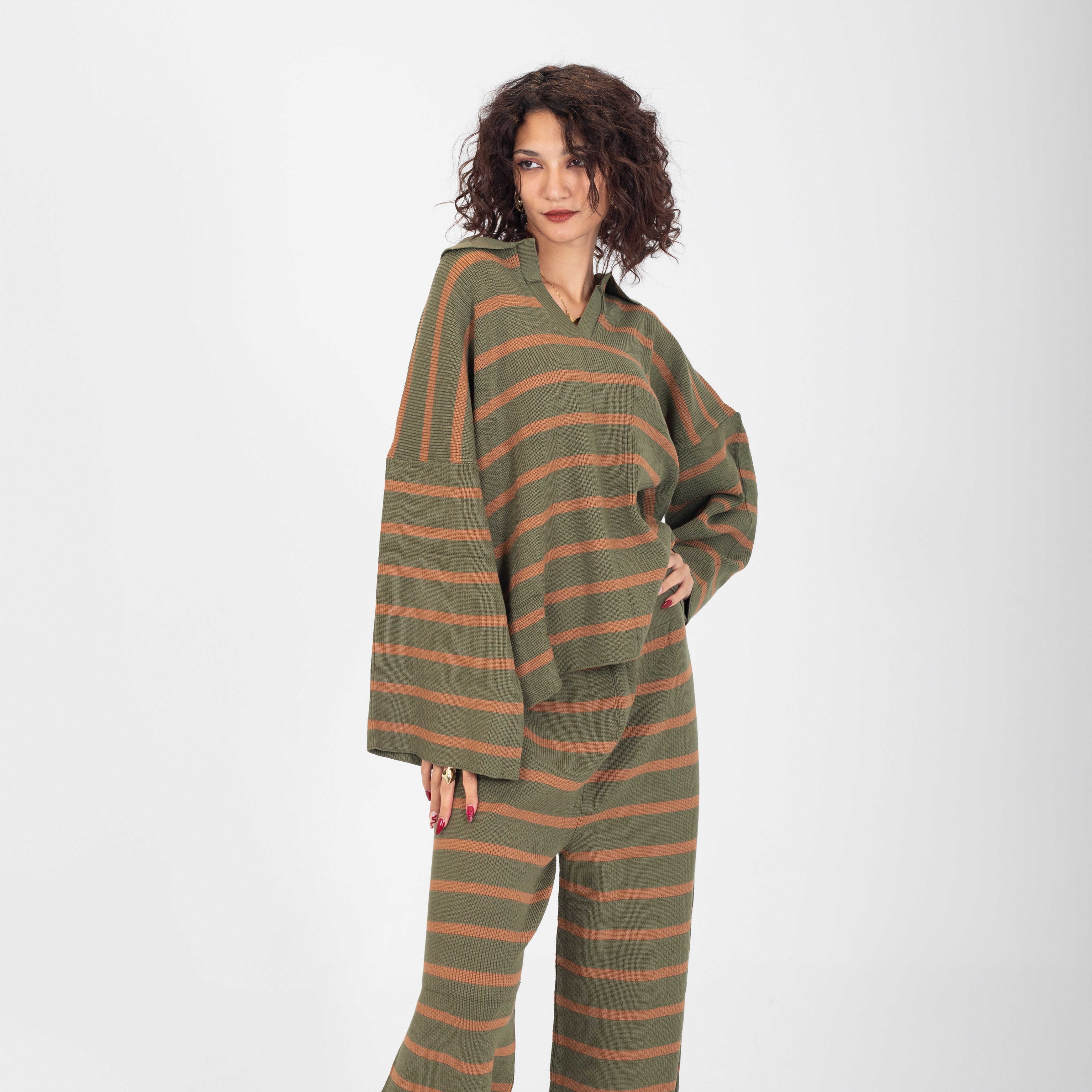 طقم مخطط فضفاض من قطعتين w16252730