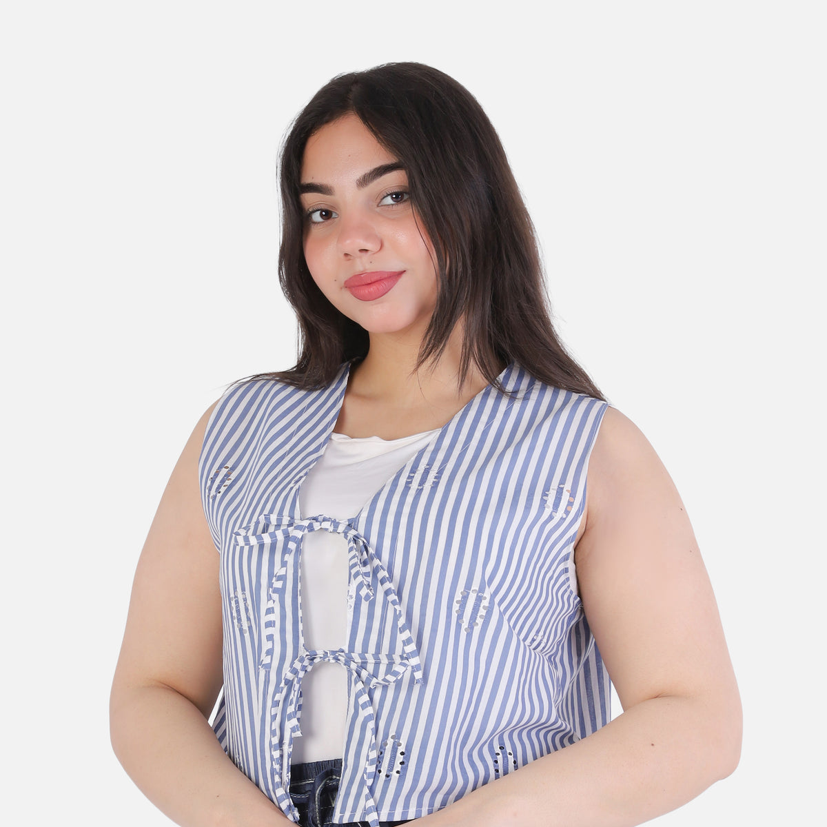 Short Sleeveless Vest with Front Tie 736566/1