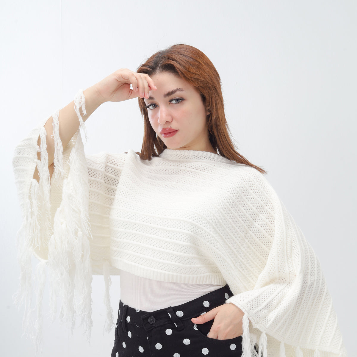 Short Knitted Fringe Poncho 2135/108