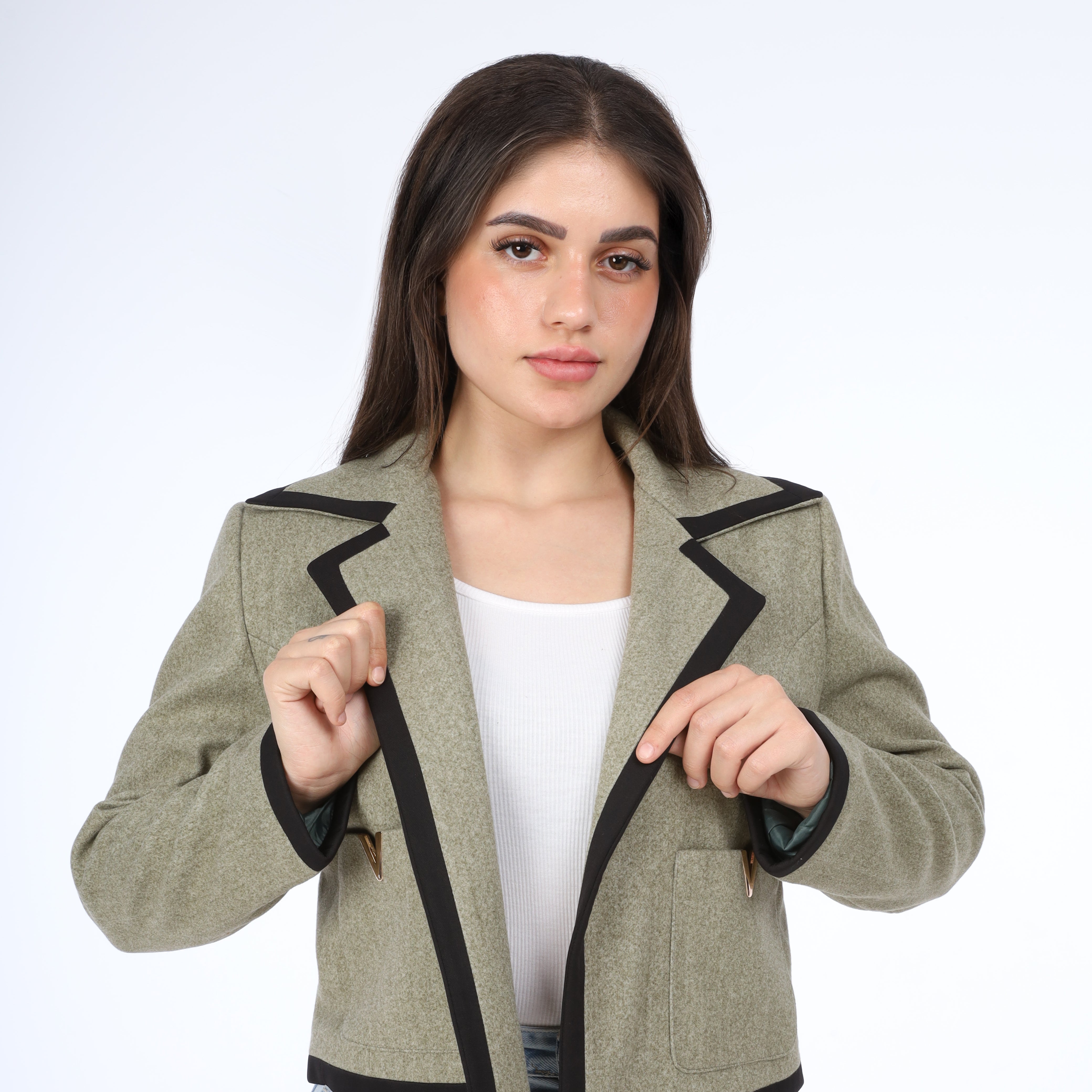 Cropped Contrast Blazer w11517101