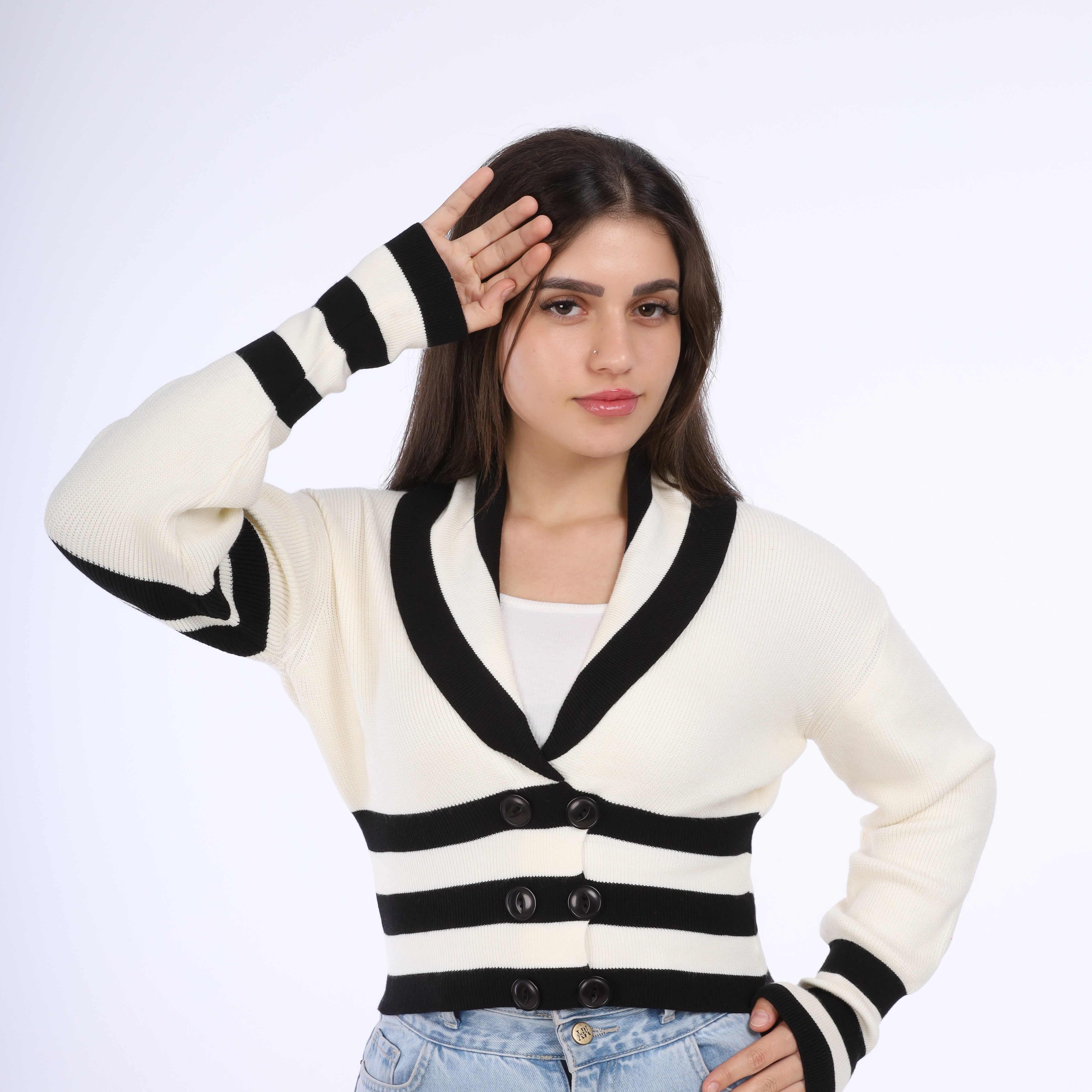 Buttoned Collar Knit Pullover w16252667