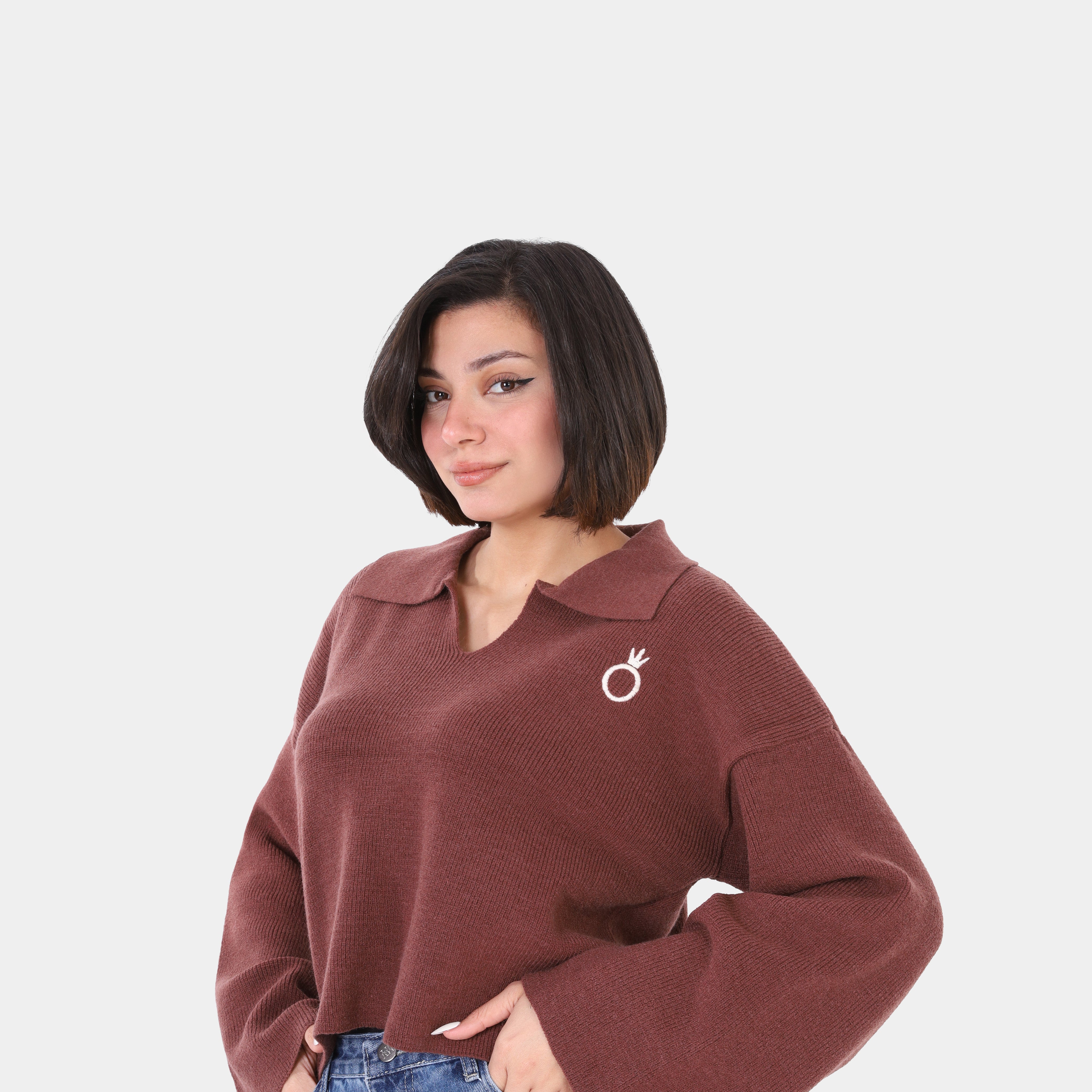 كنزة قصيرة محبوكة بياقة على شكل حرف V w16252687/1