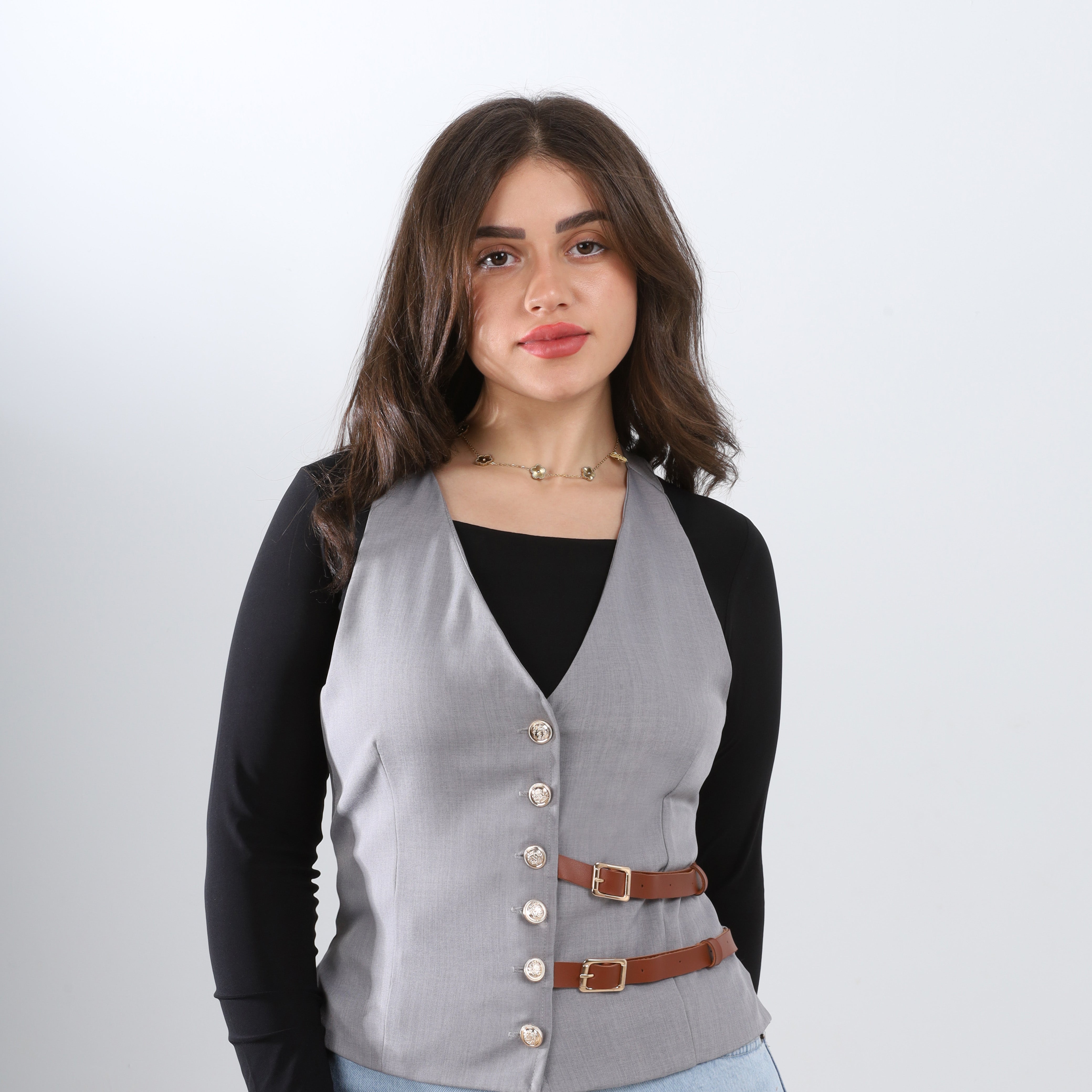 Sleeveless vest with corset-style w1631100