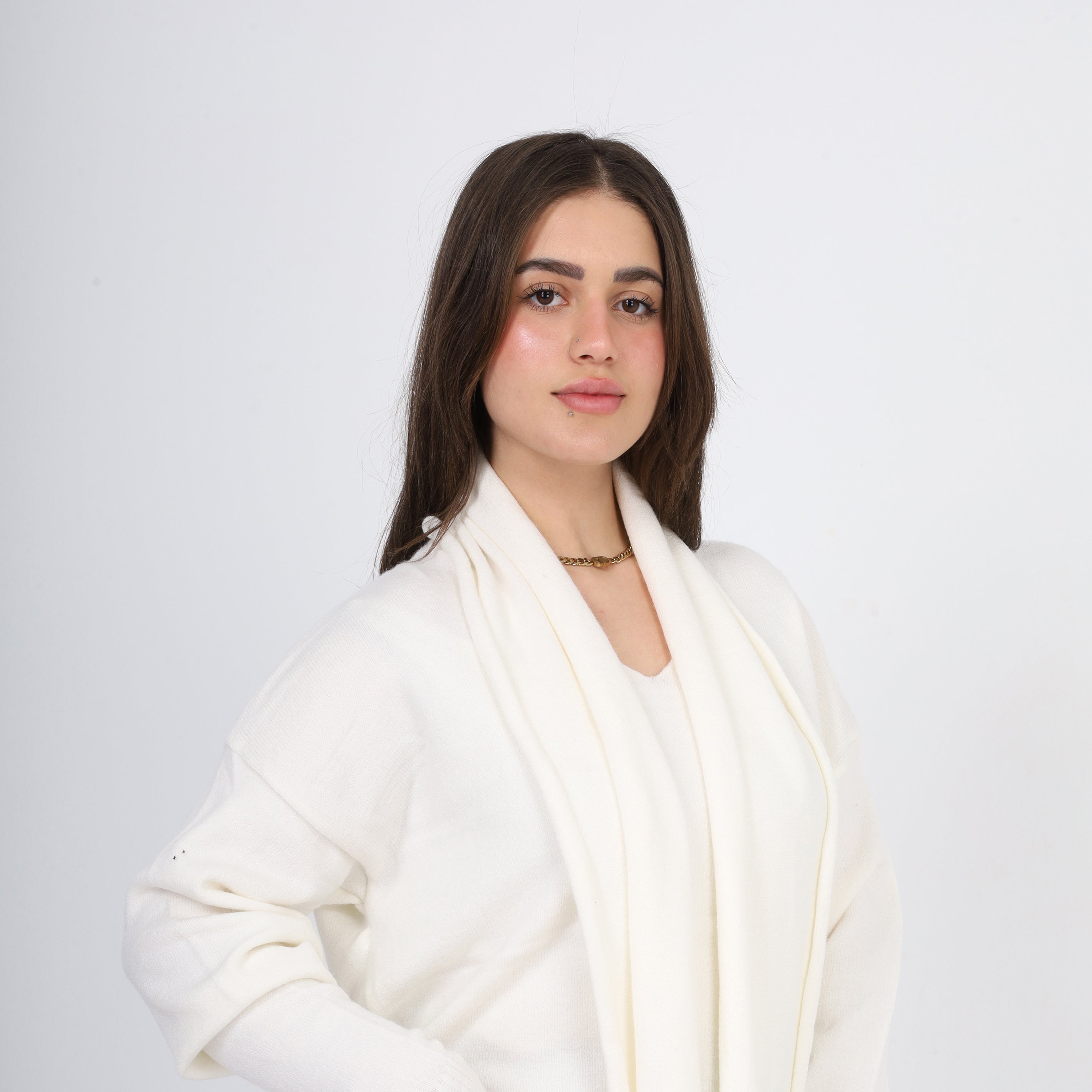 Knit V-Neck Sweater with Scarf w163289