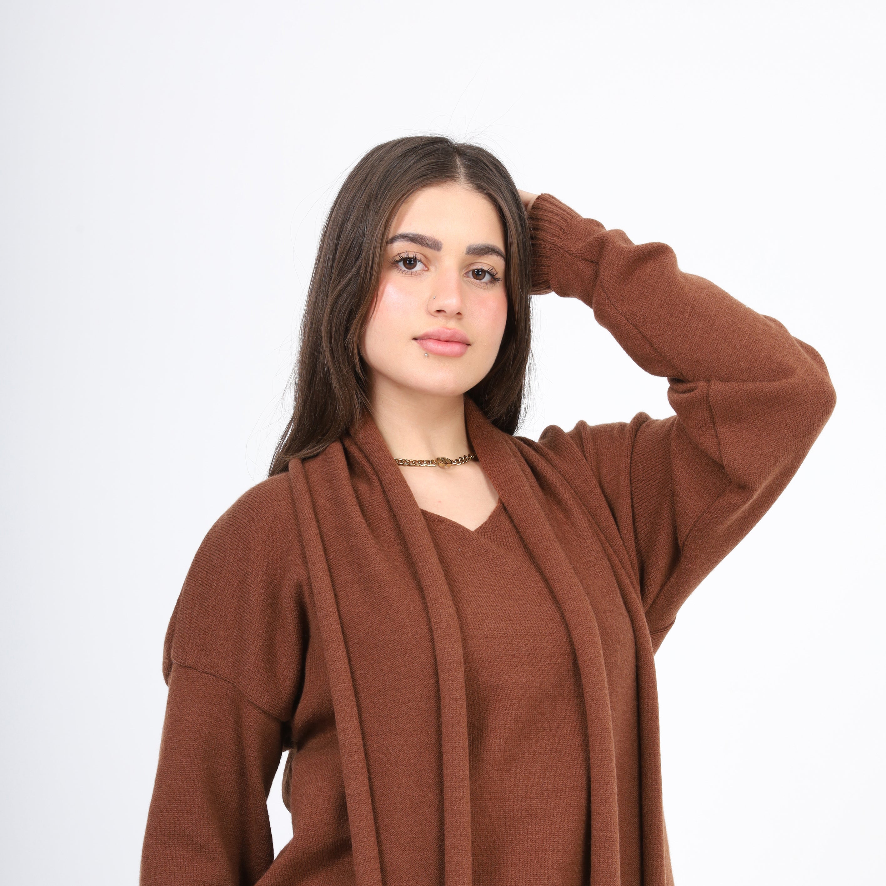 Knit V-Neck Sweater with Scarf w163289