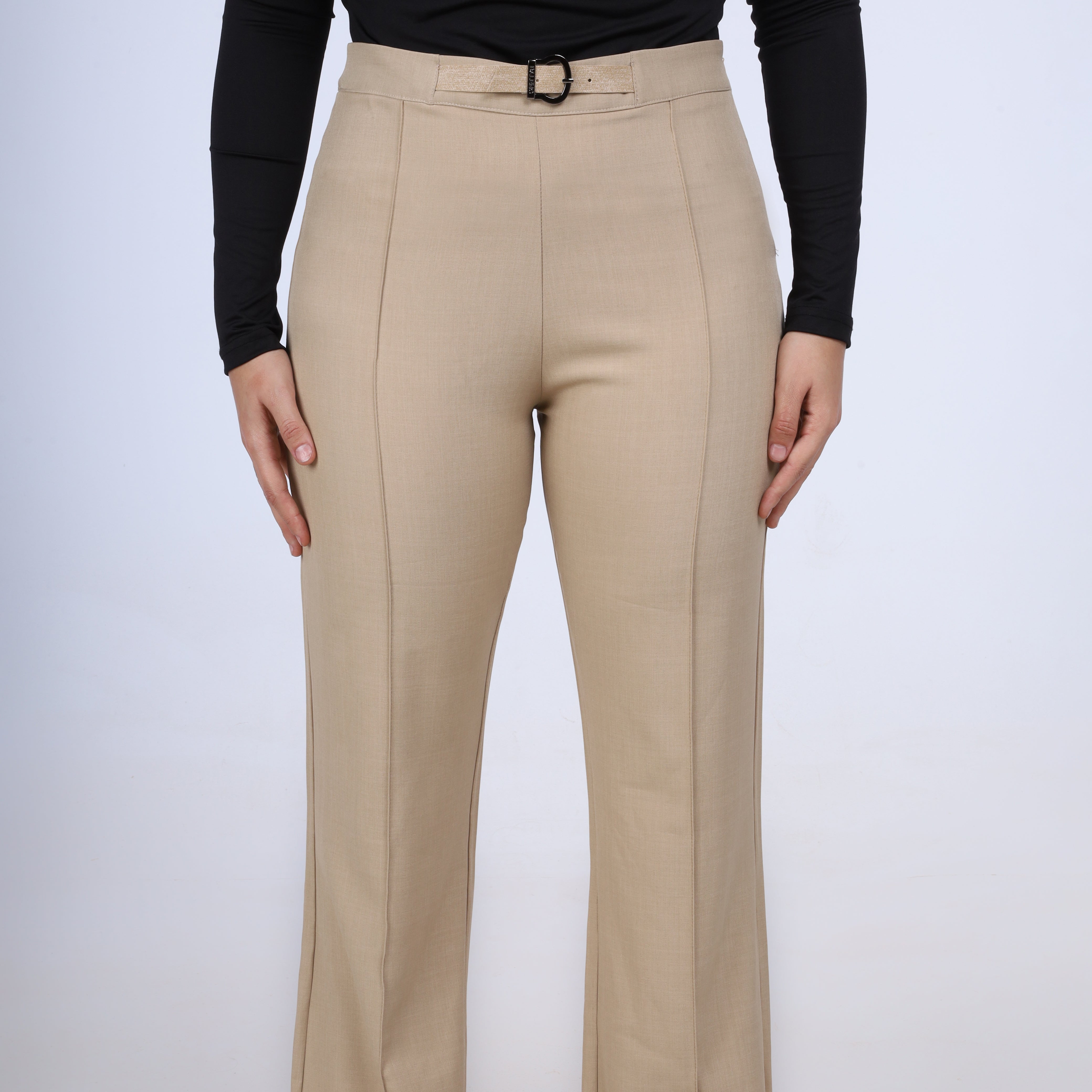 High-Waisted Flared Pants with Belt w16911015