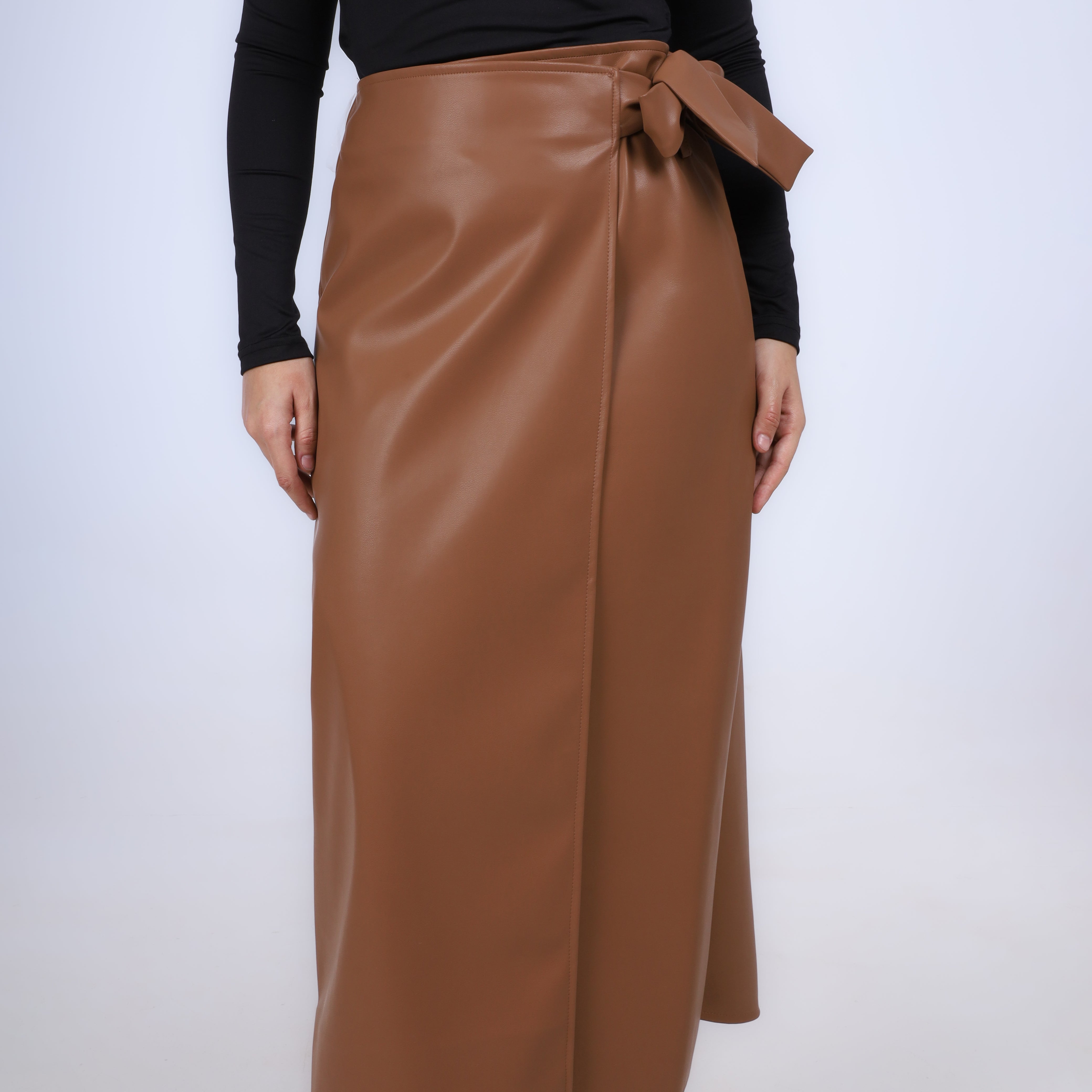 Faux Leather Wrap Maxi Skirt w169220001