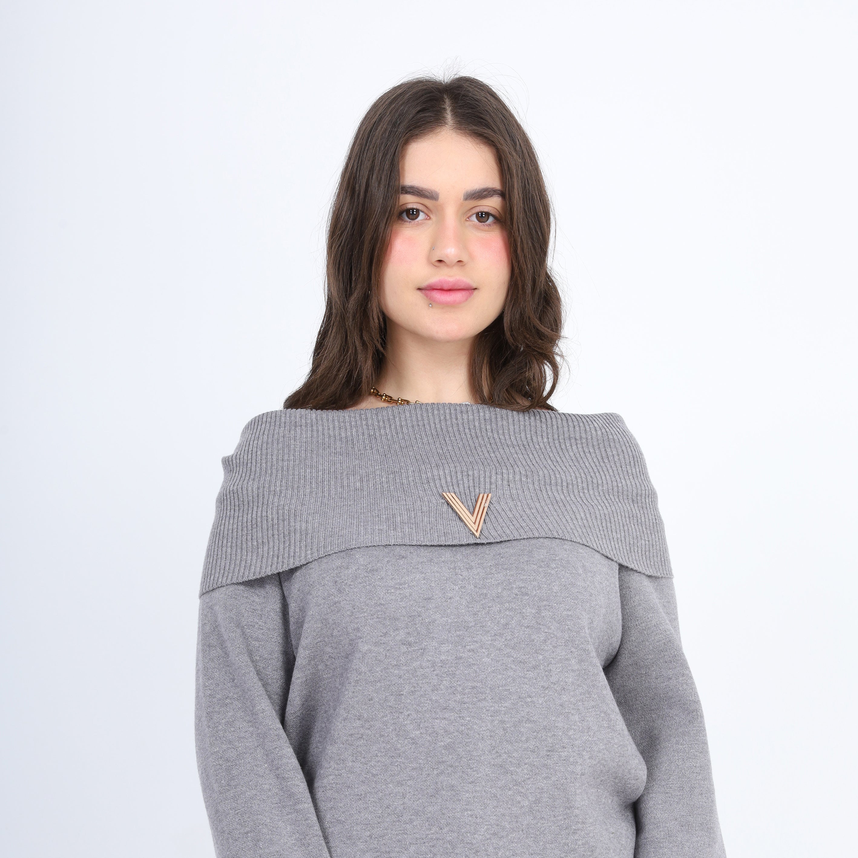 Off-Shoulder Knitted Pullover w17504020