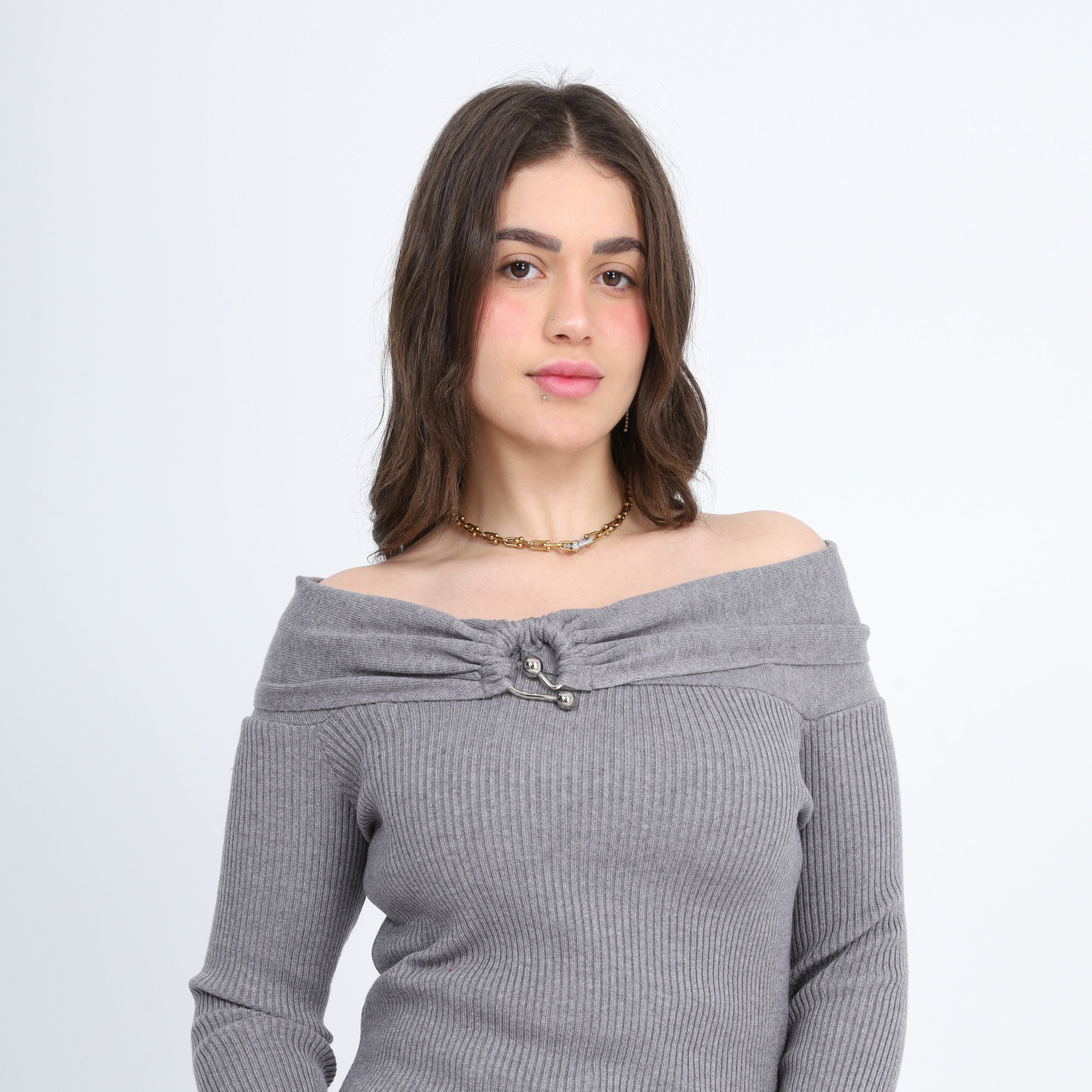 Off-Shoulder Knitted Sweater w17504029