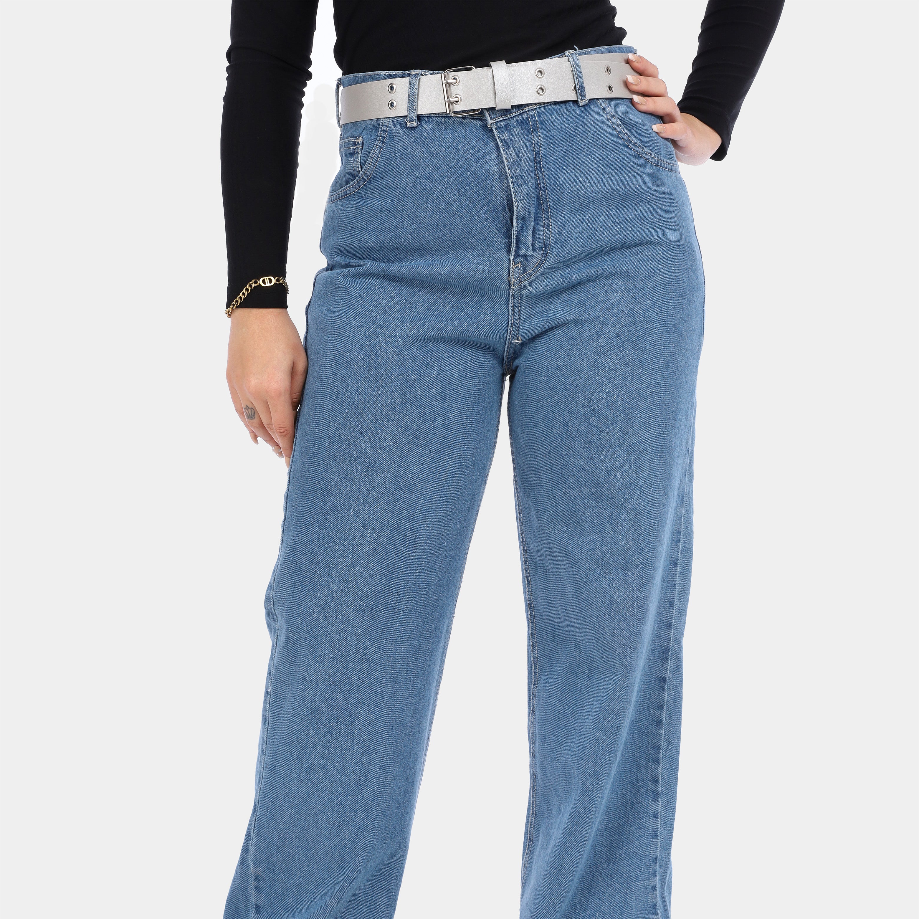 Wide Leg Denim Jeans with Silver Waist Belt w711793