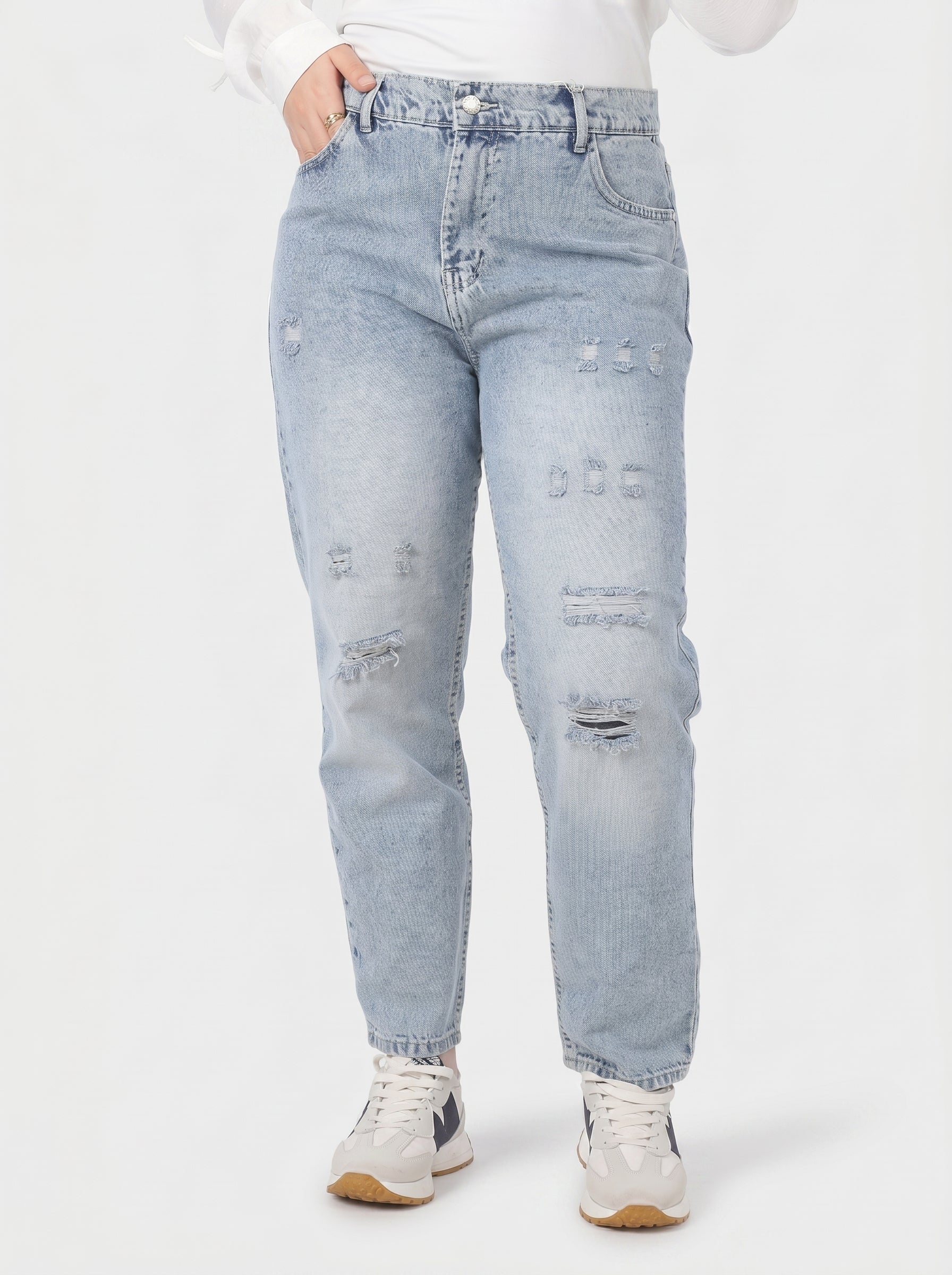 Distressed Boyfriend Jeans 95254