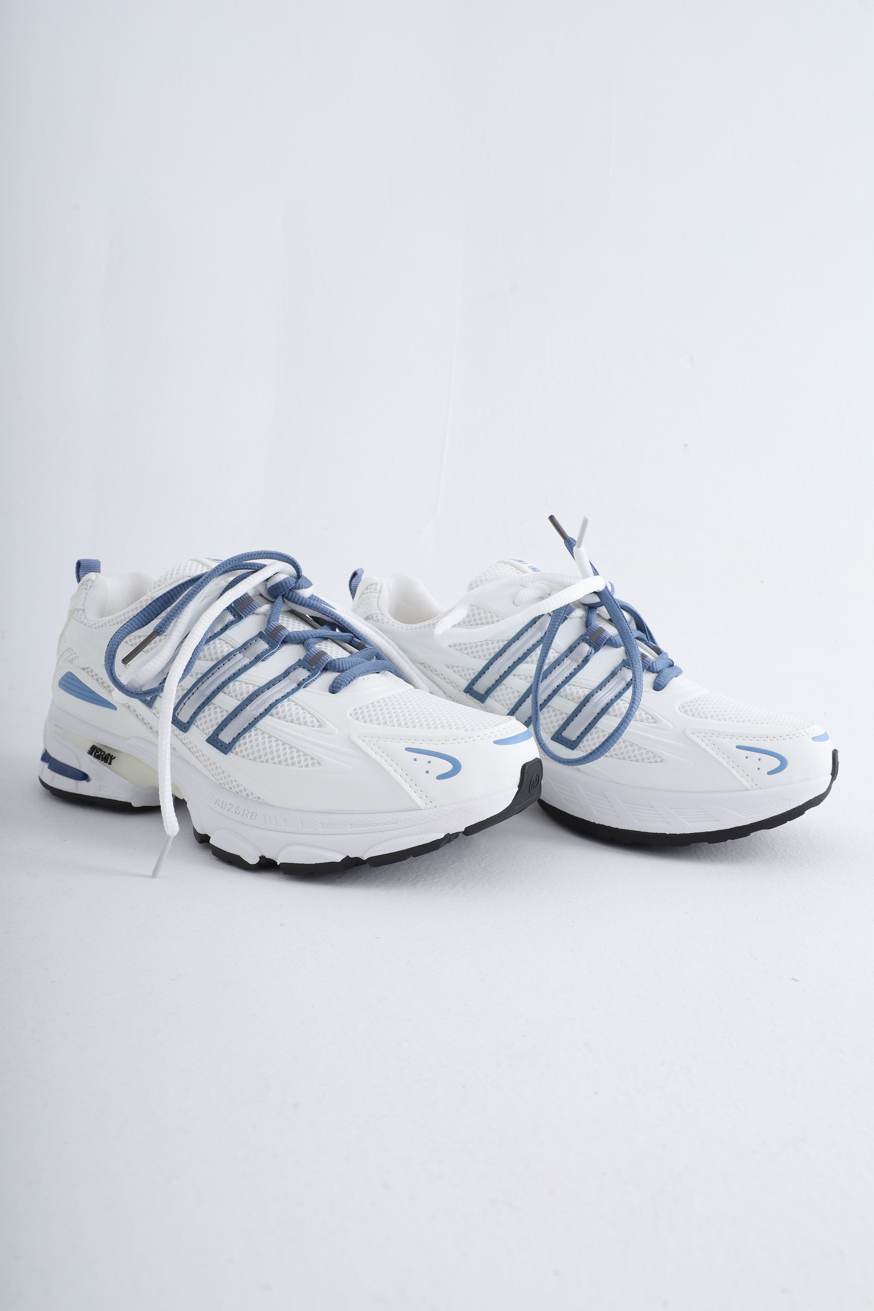 Adidas Women’s Sneakers 1776M558