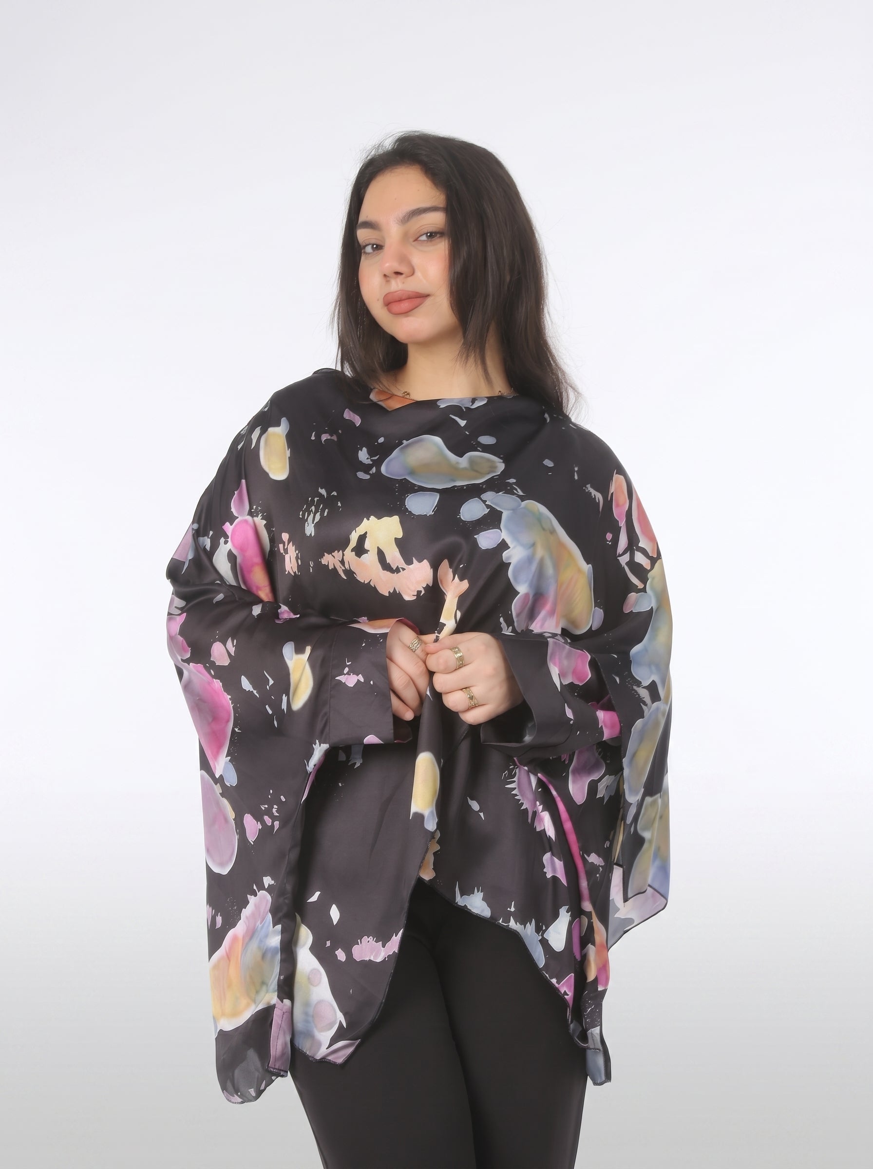 Printed Satin Drape Poncho 2000/167