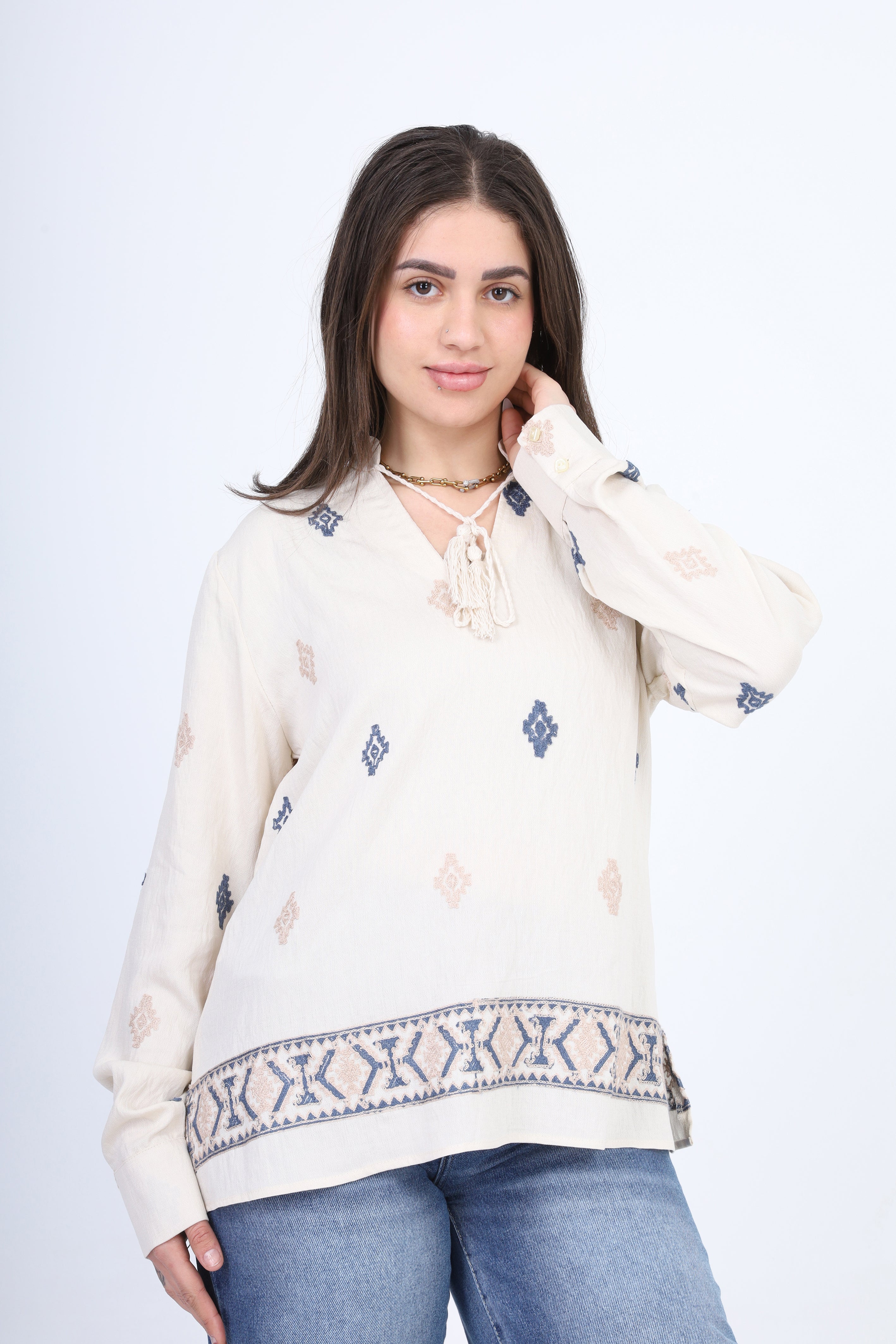 Embroidered Blouse with V-Neck 2006/078