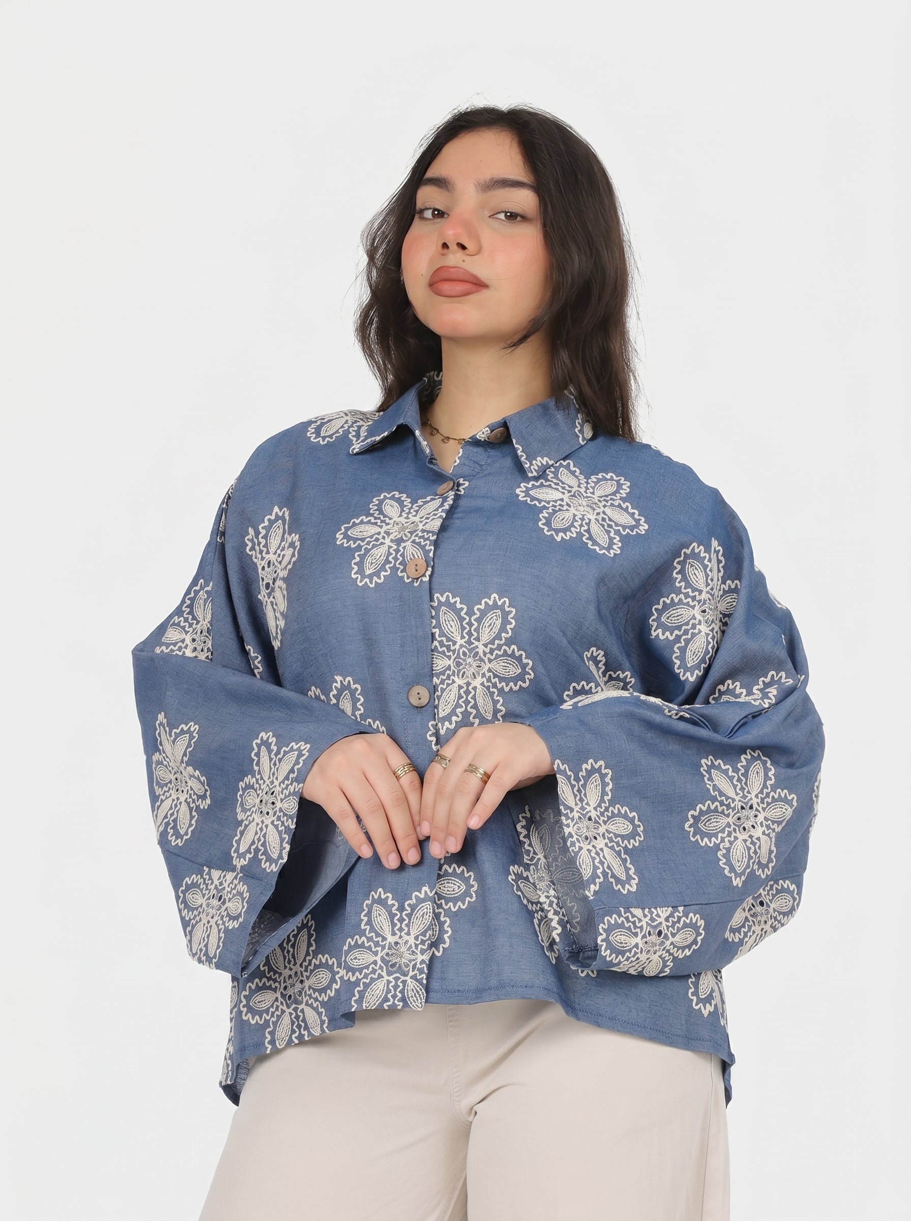 Embroidered Shirt with Wide Sleeves 2013/211