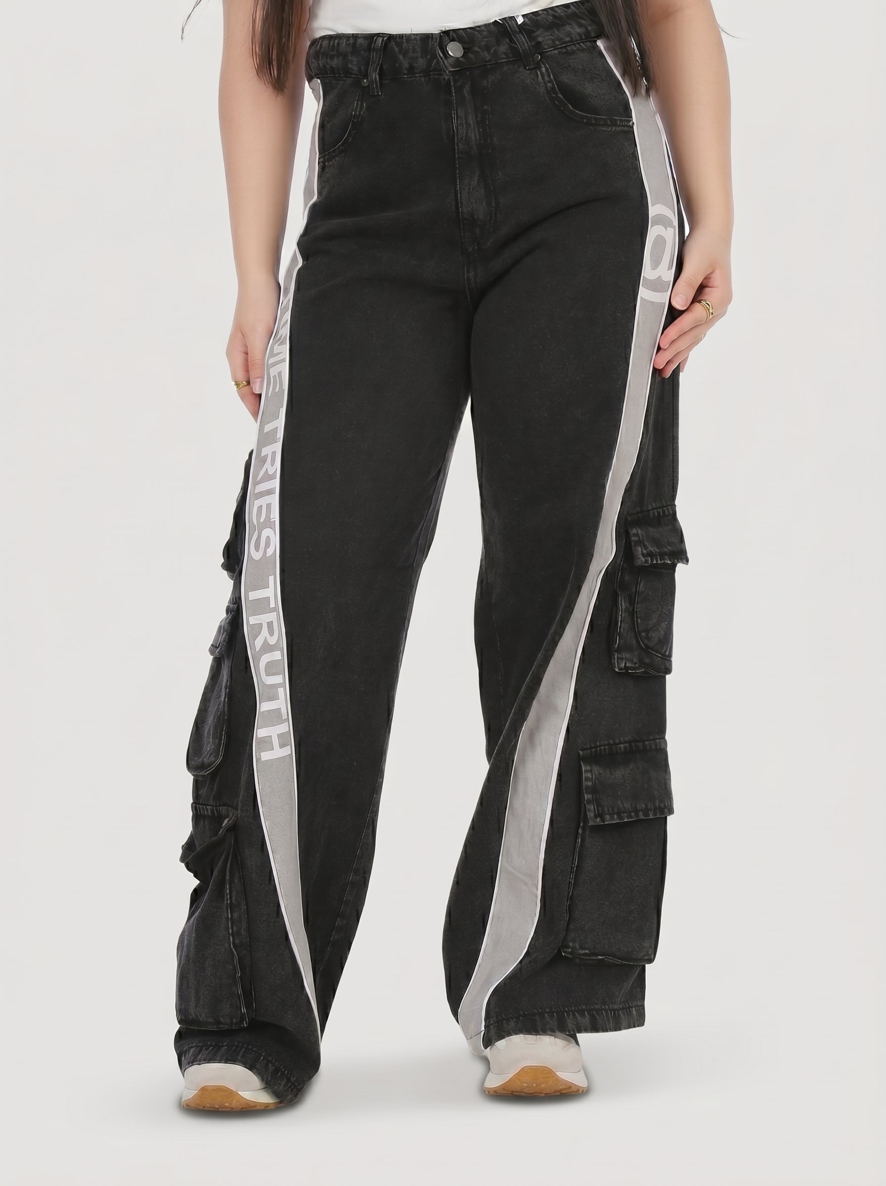 Graphic Cargo Pants 2047120