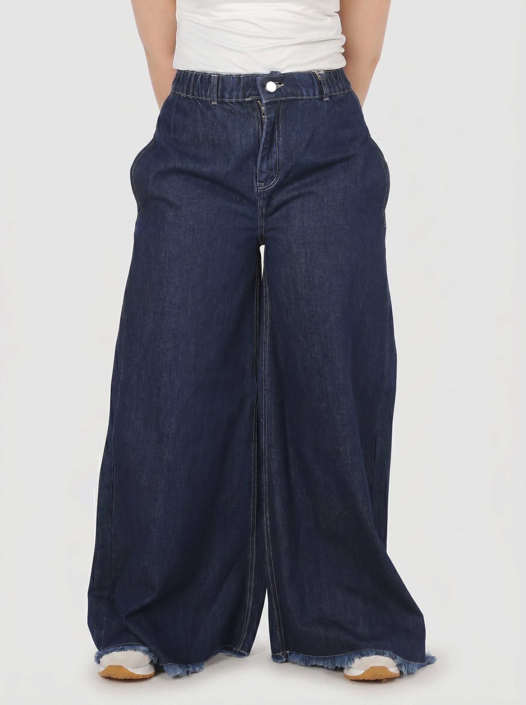 Wide-Leg Denim Jeans 20682336