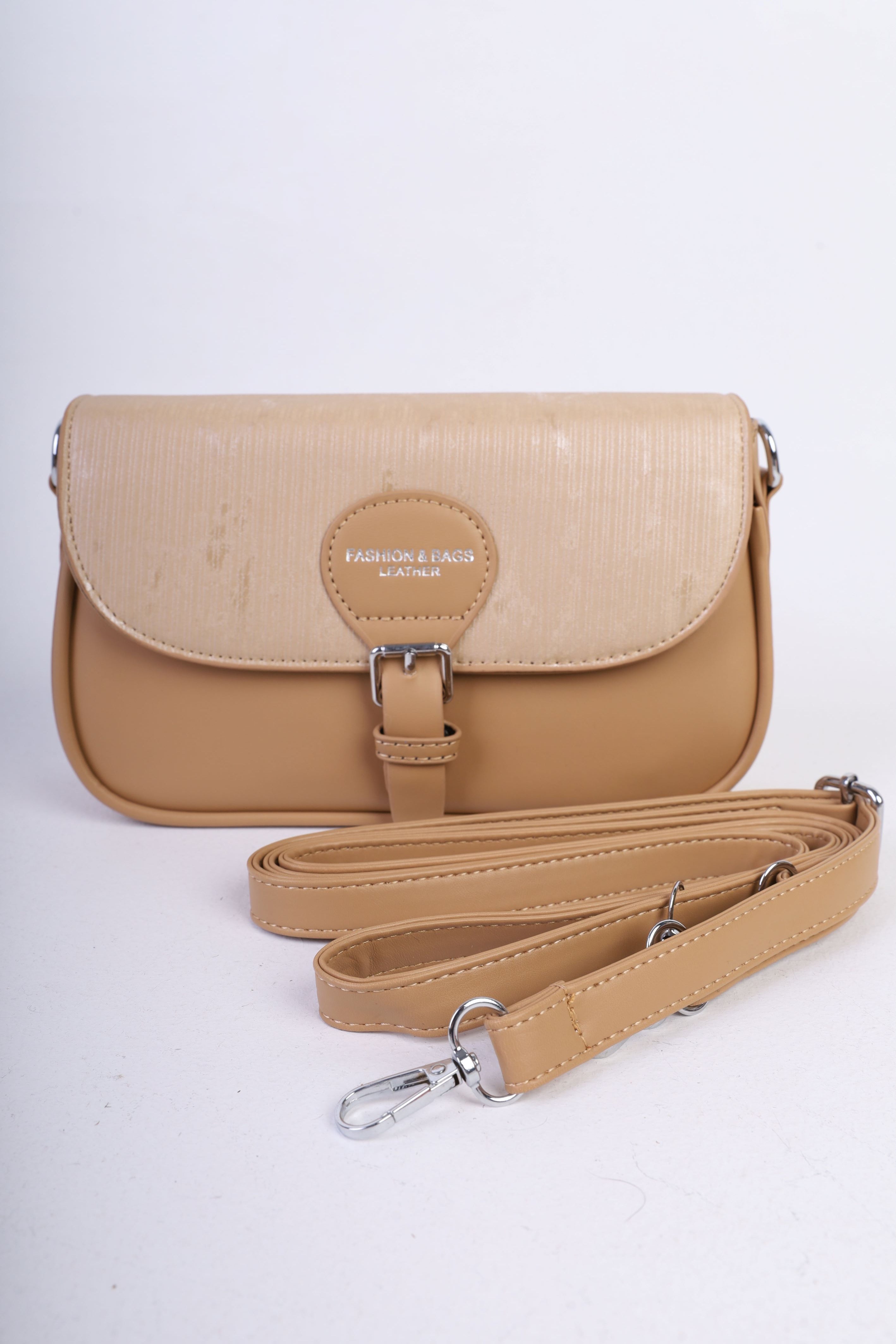 Elegant Textured Handbag 21008197