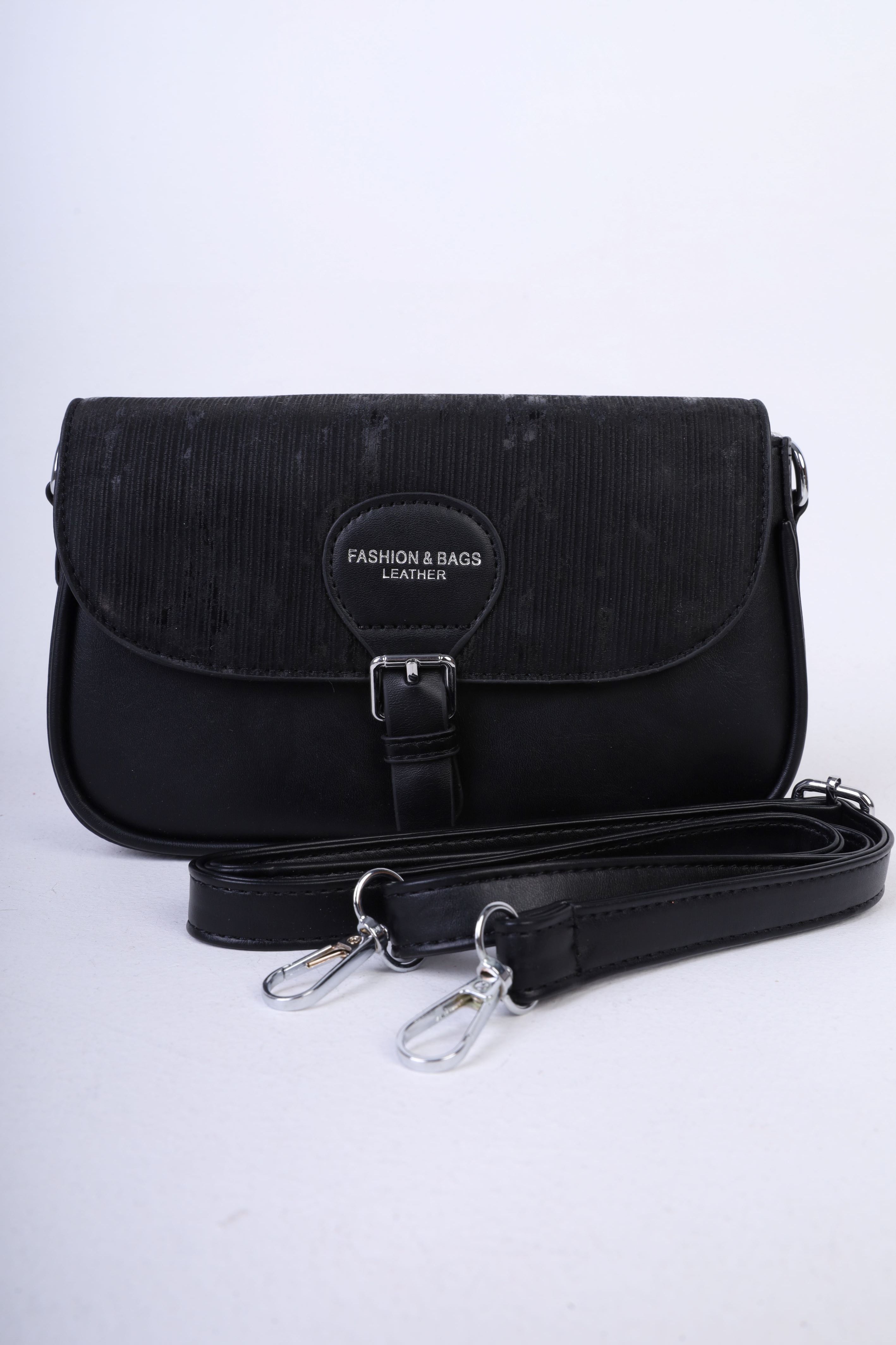 Elegant Textured Handbag 21008197