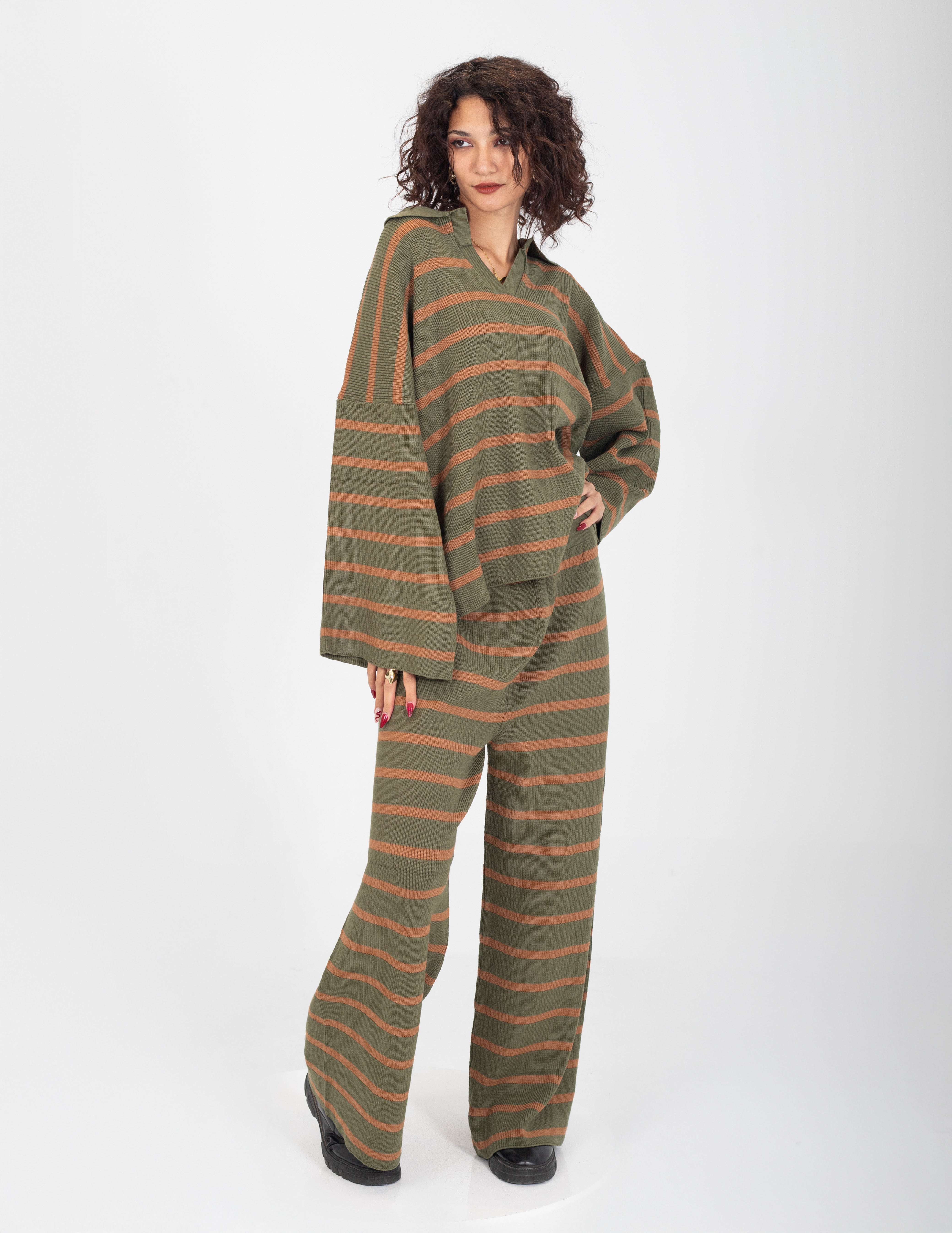 Two-Piece Loose Striped Set w16252730