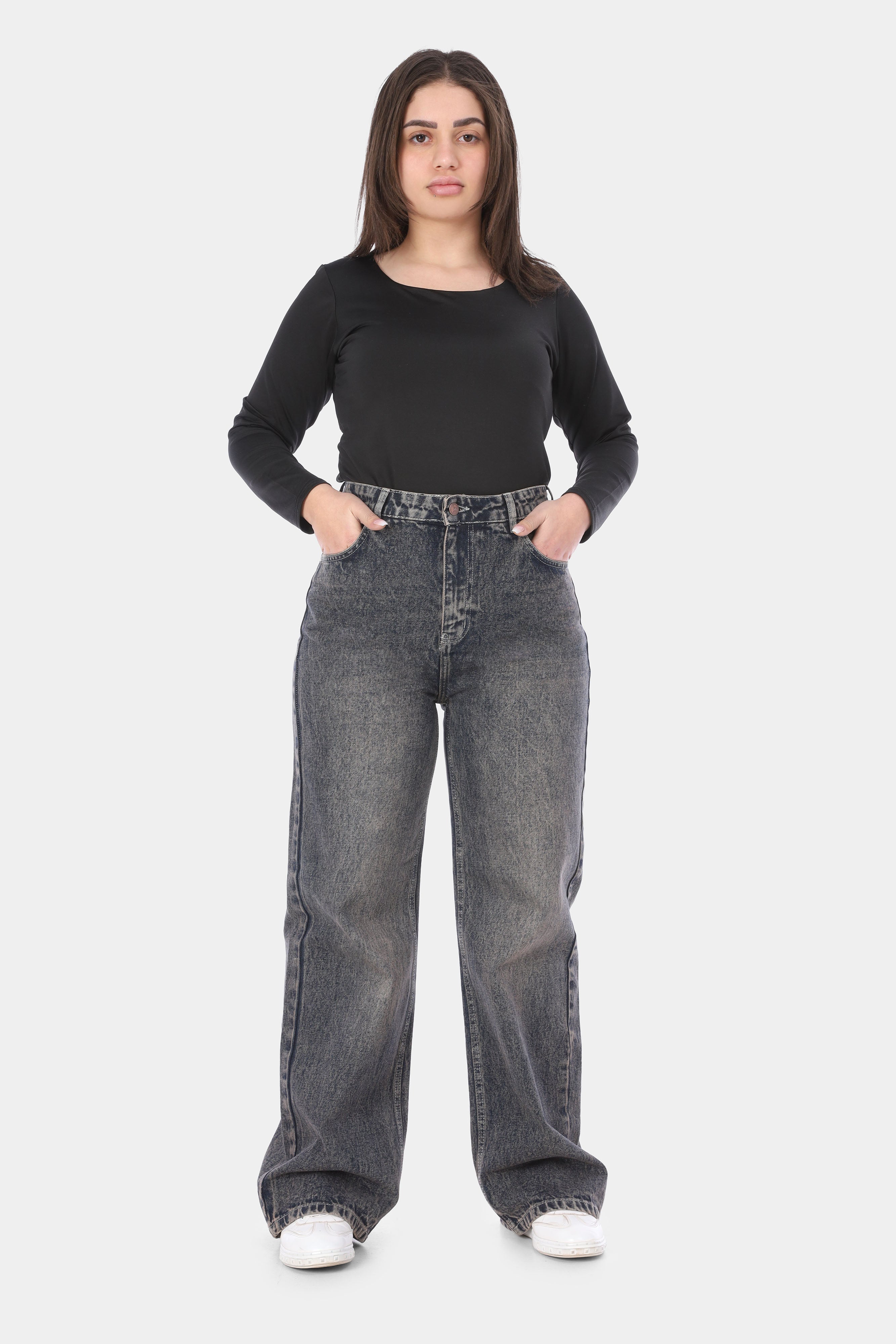 Classic Straight Leg Jeans 7353996/1