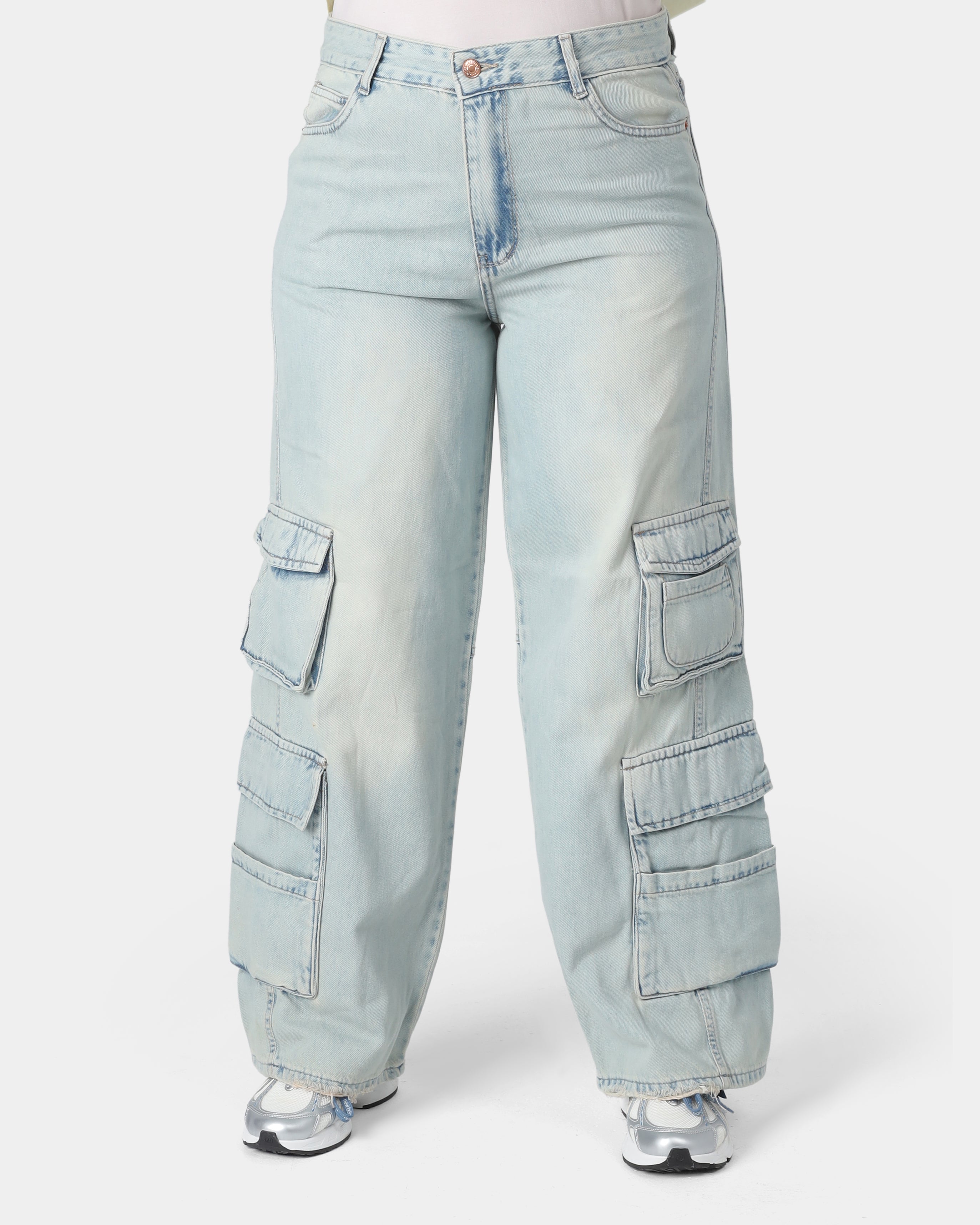 Wide Leg Cargo Jeans 77311369
