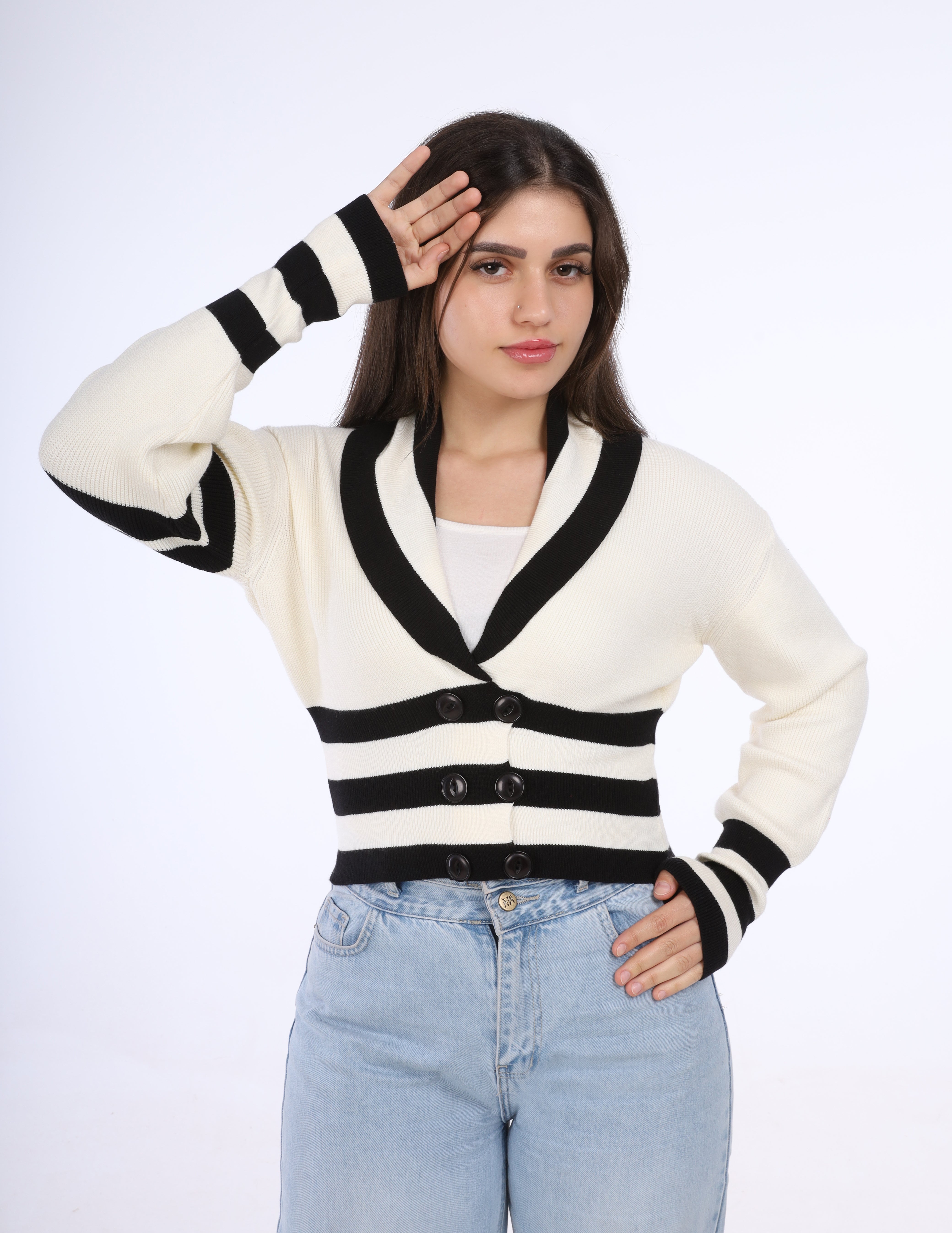Buttoned Collar Knit Pullover w16252667