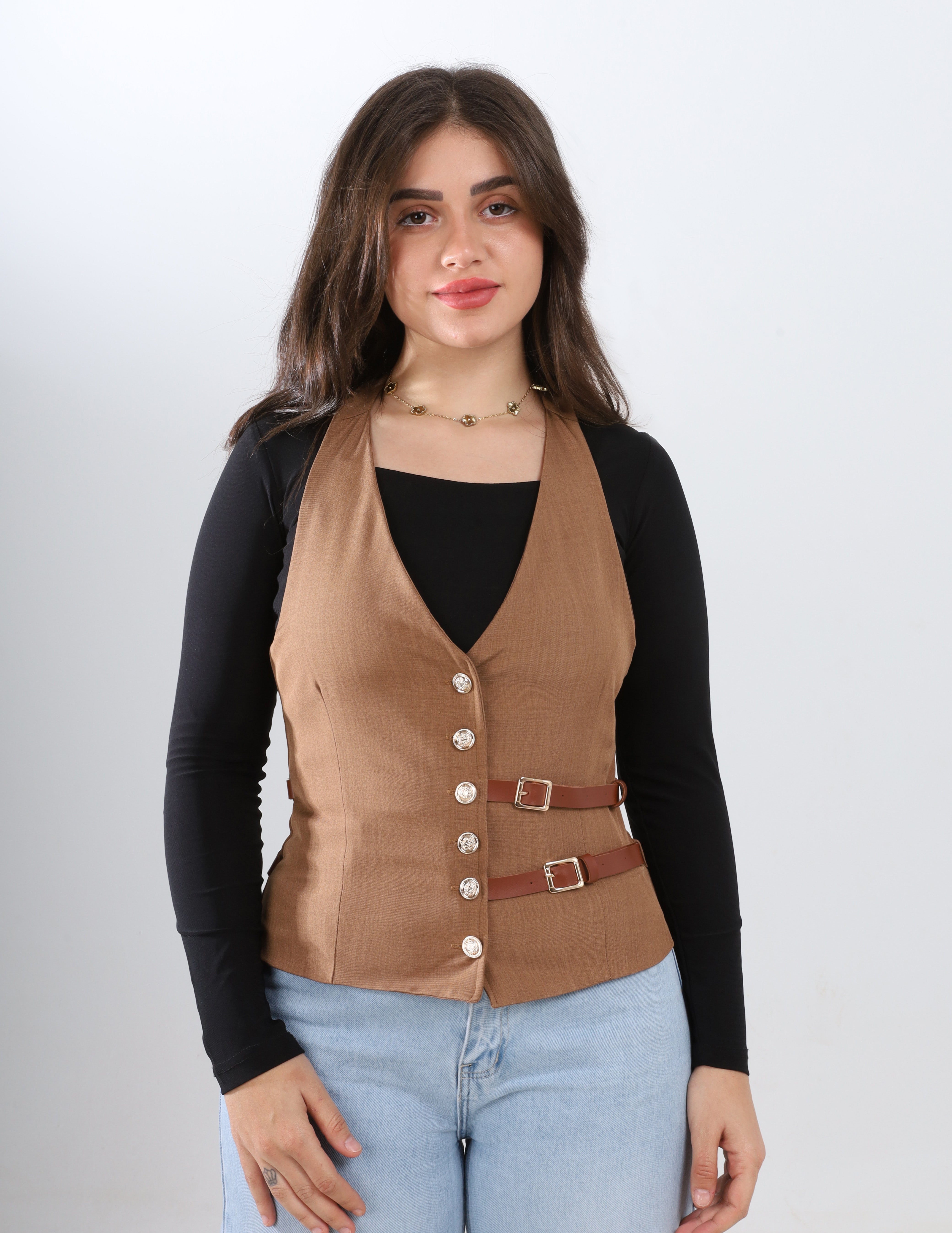 Sleeveless vest with corset-style w1631100