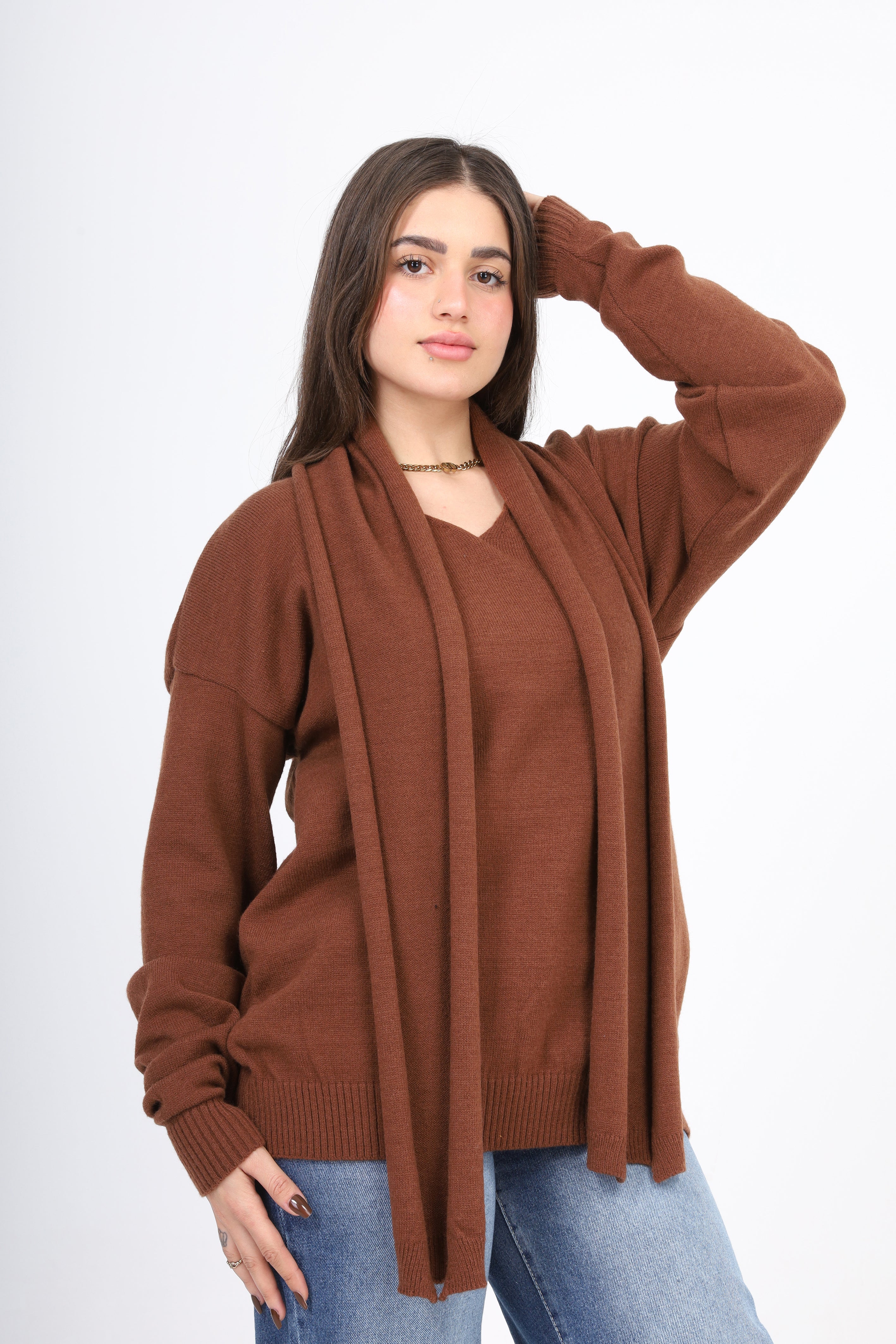 Knit V-Neck Sweater with Scarf w163289