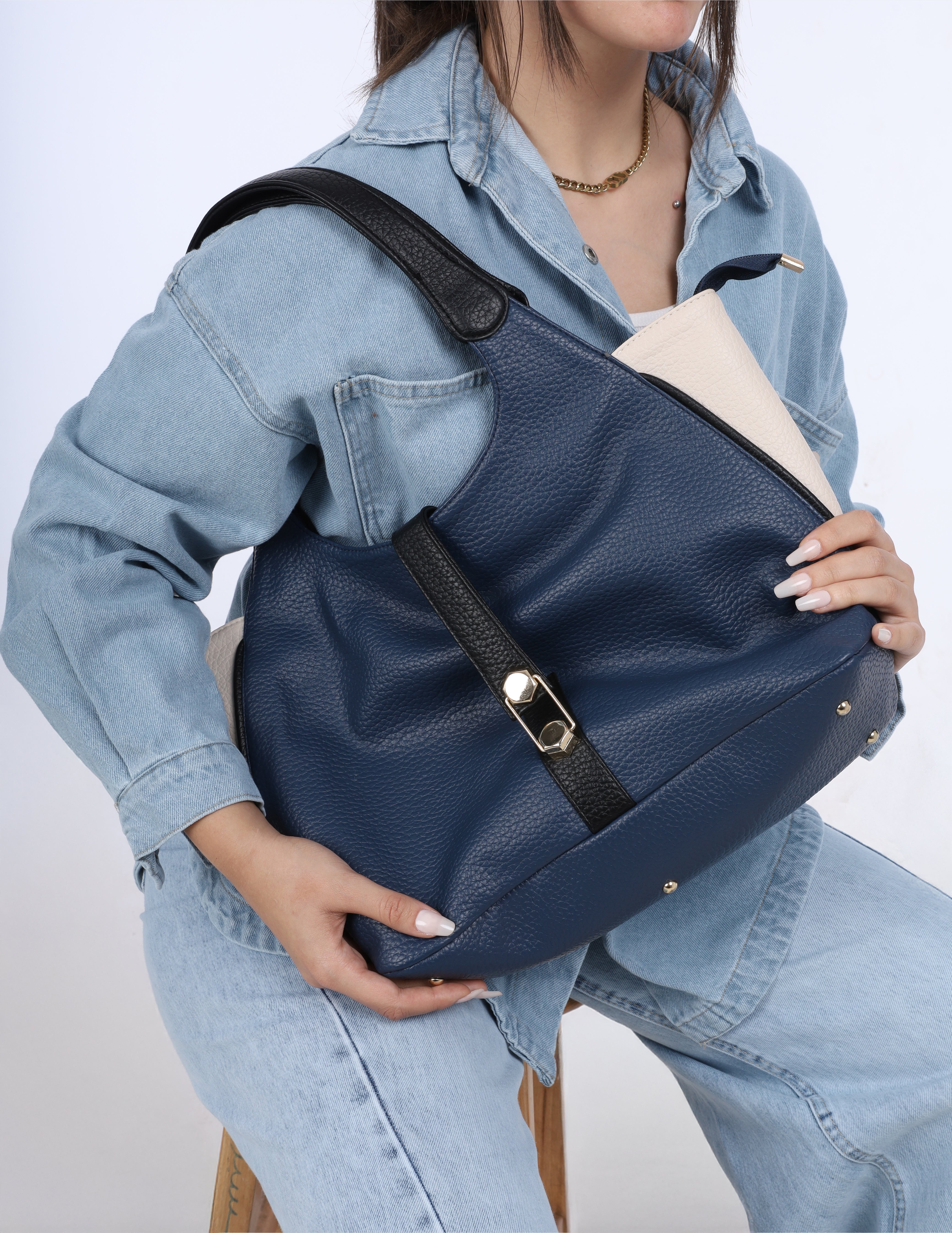 Two-Tone Leather Tote Handbag w1683AS612