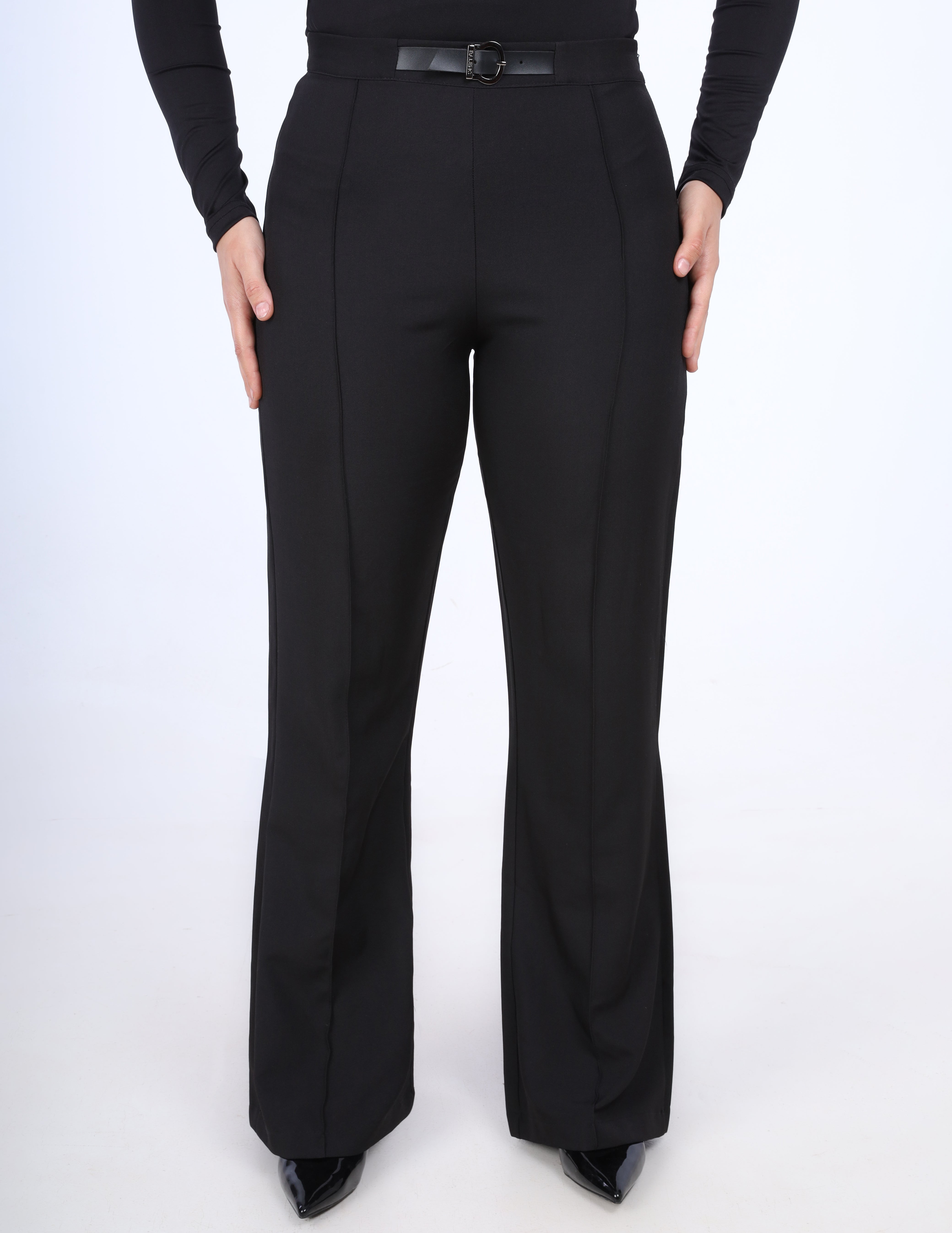 High-Waisted Flared Pants with Belt w16911015