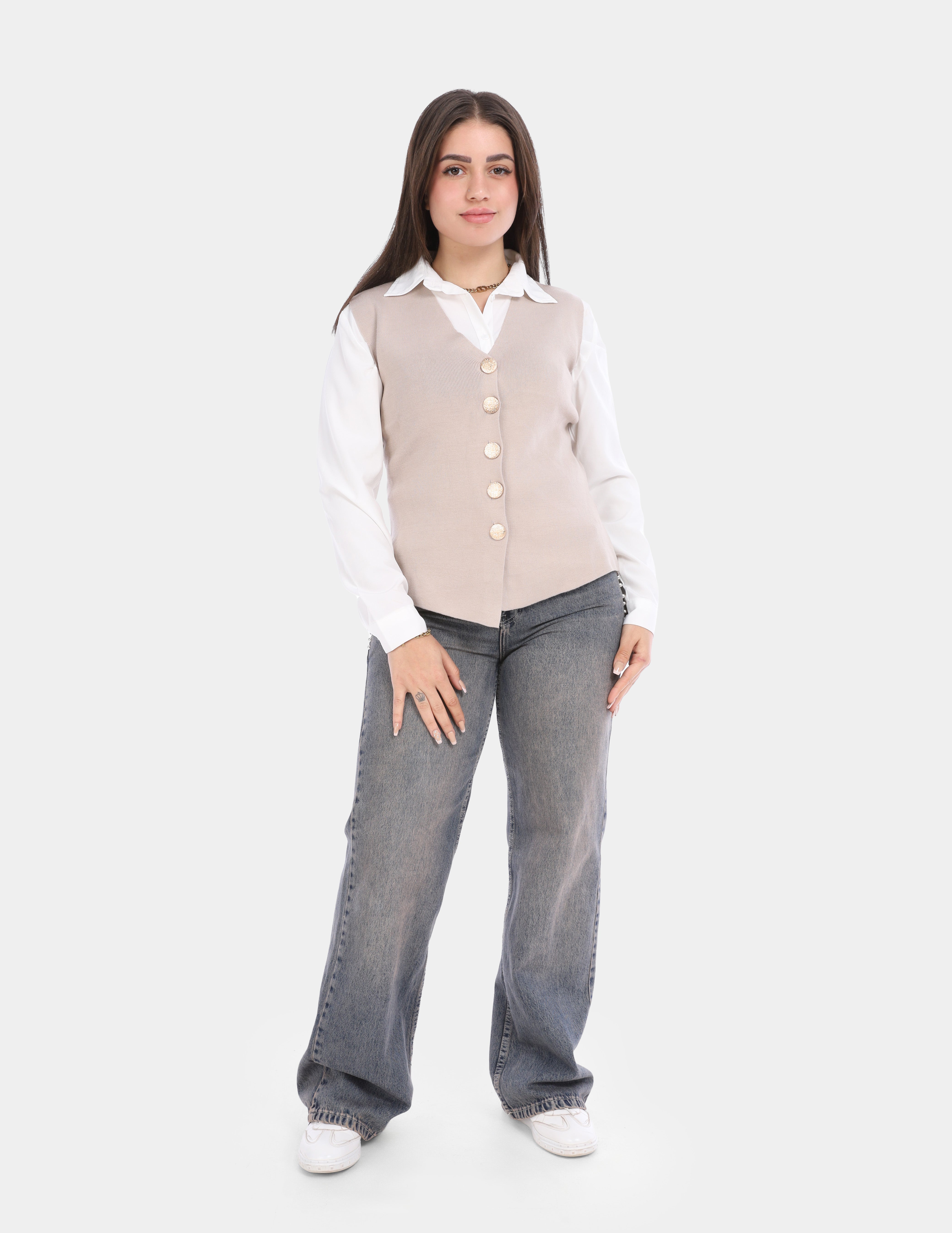 Sleeveless Sweater with Gold Buttons w169240105