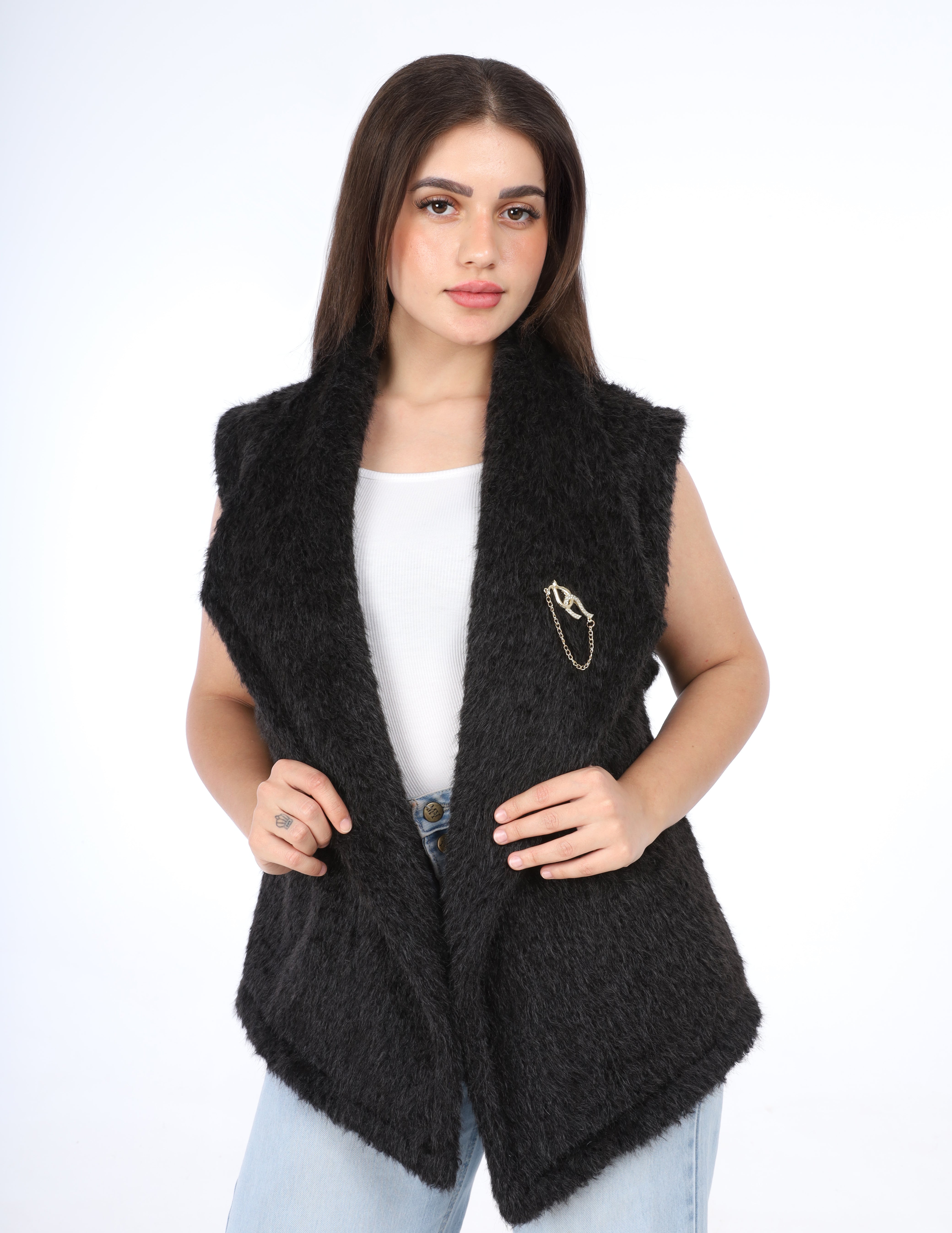 Faux Fur sleeveless Vest w1700A2620