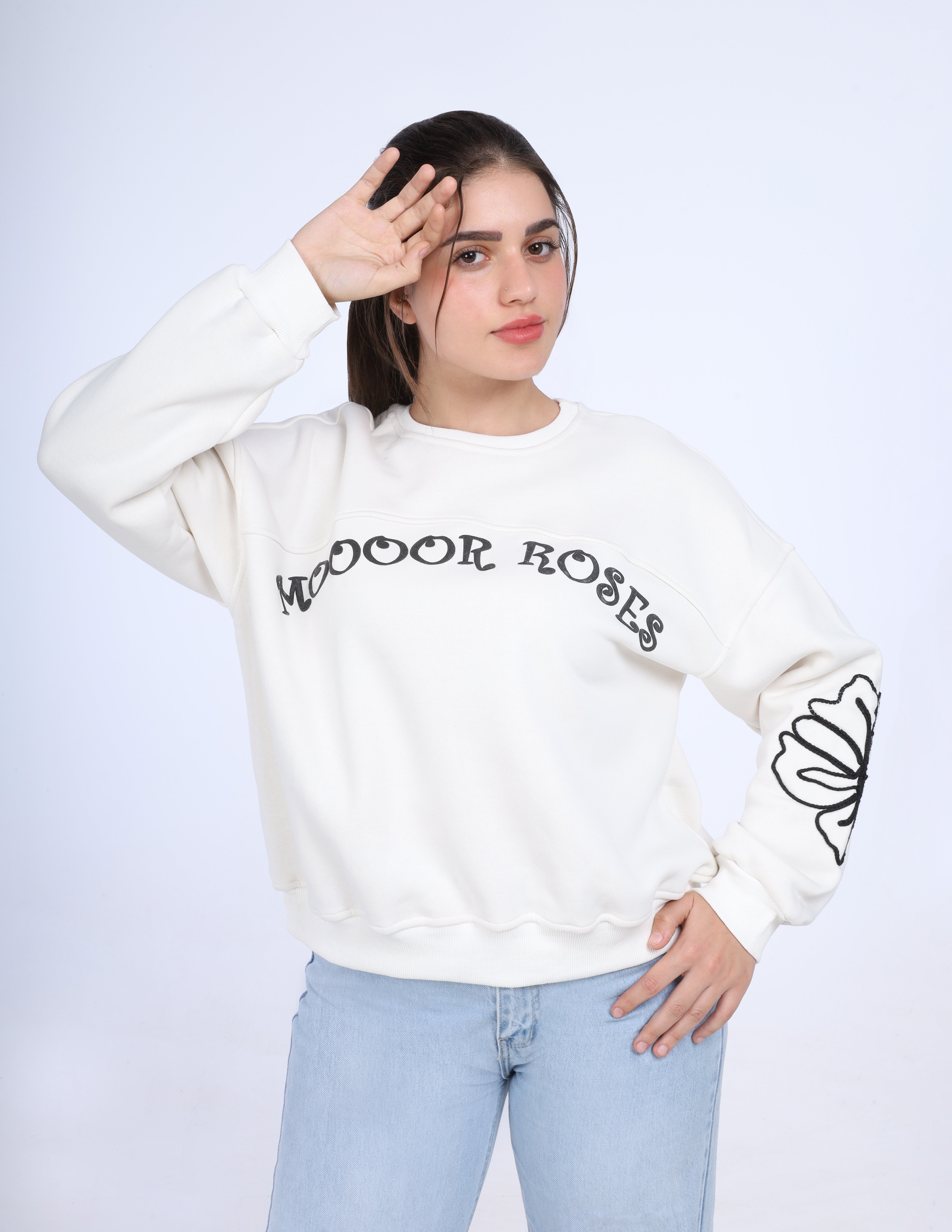 Embroidered Graphic Cozy Sweatshirt w17018603