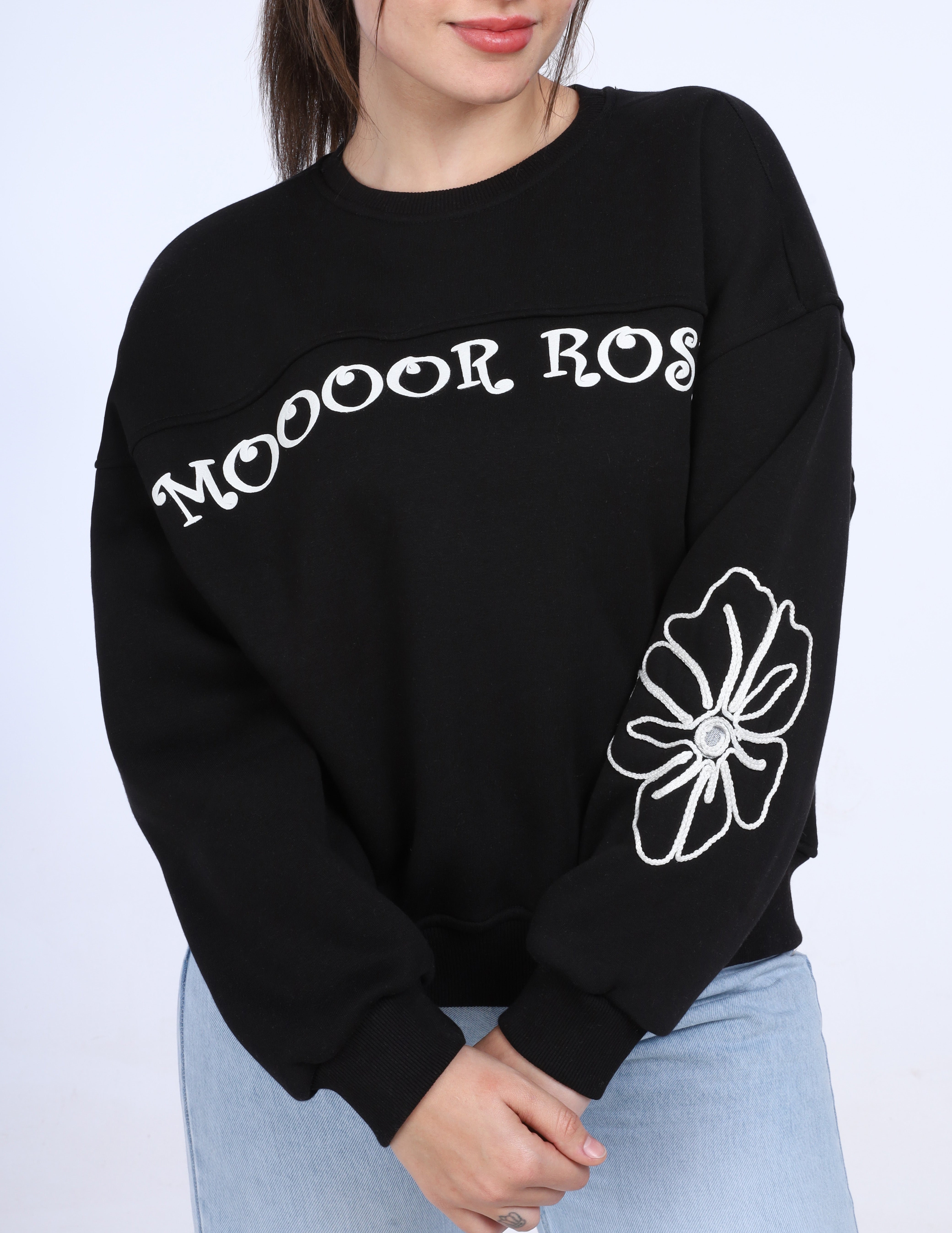 Embroidered Graphic Cozy Sweatshirt w17018603