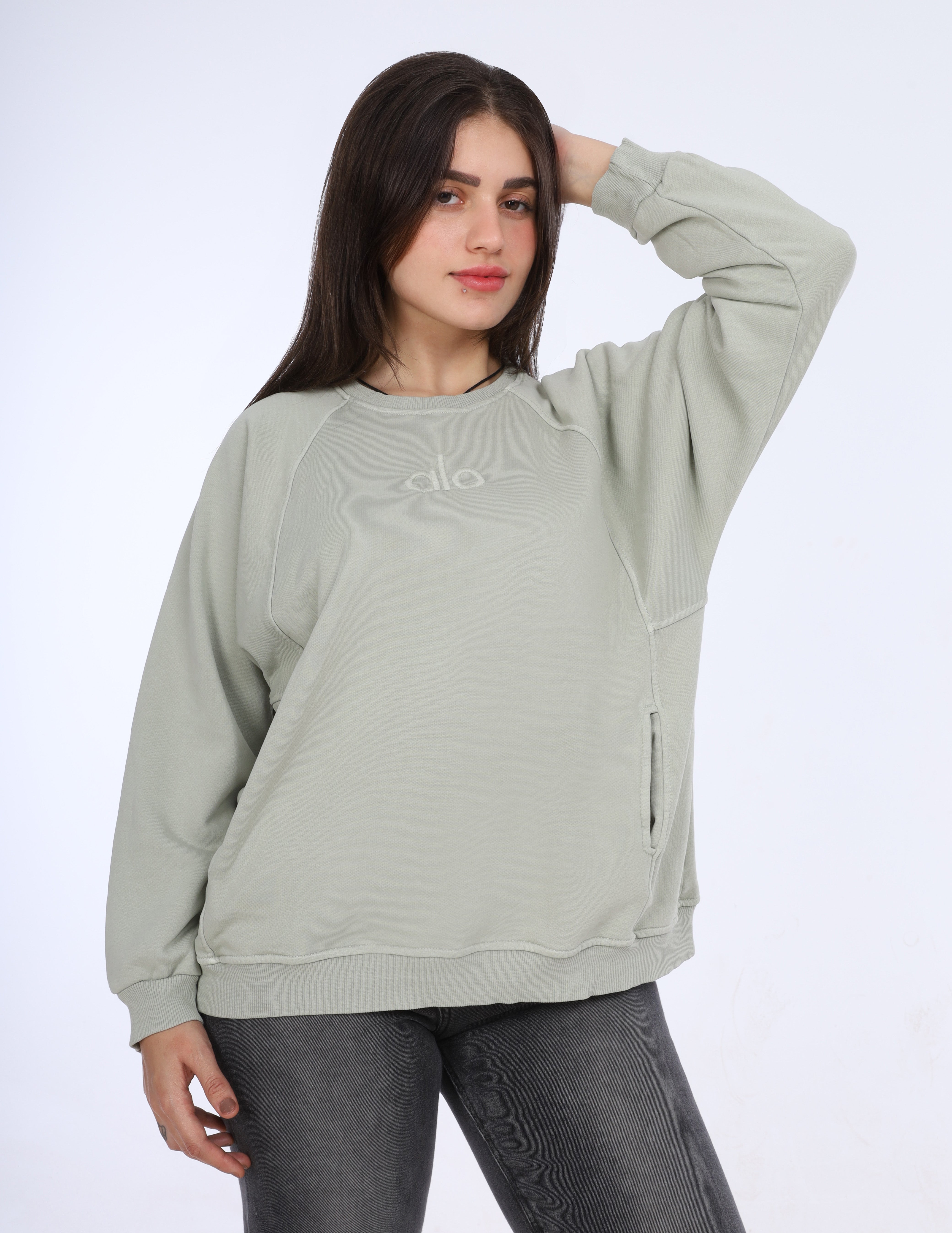 Embossed Front Print Sweatshirt w17018606