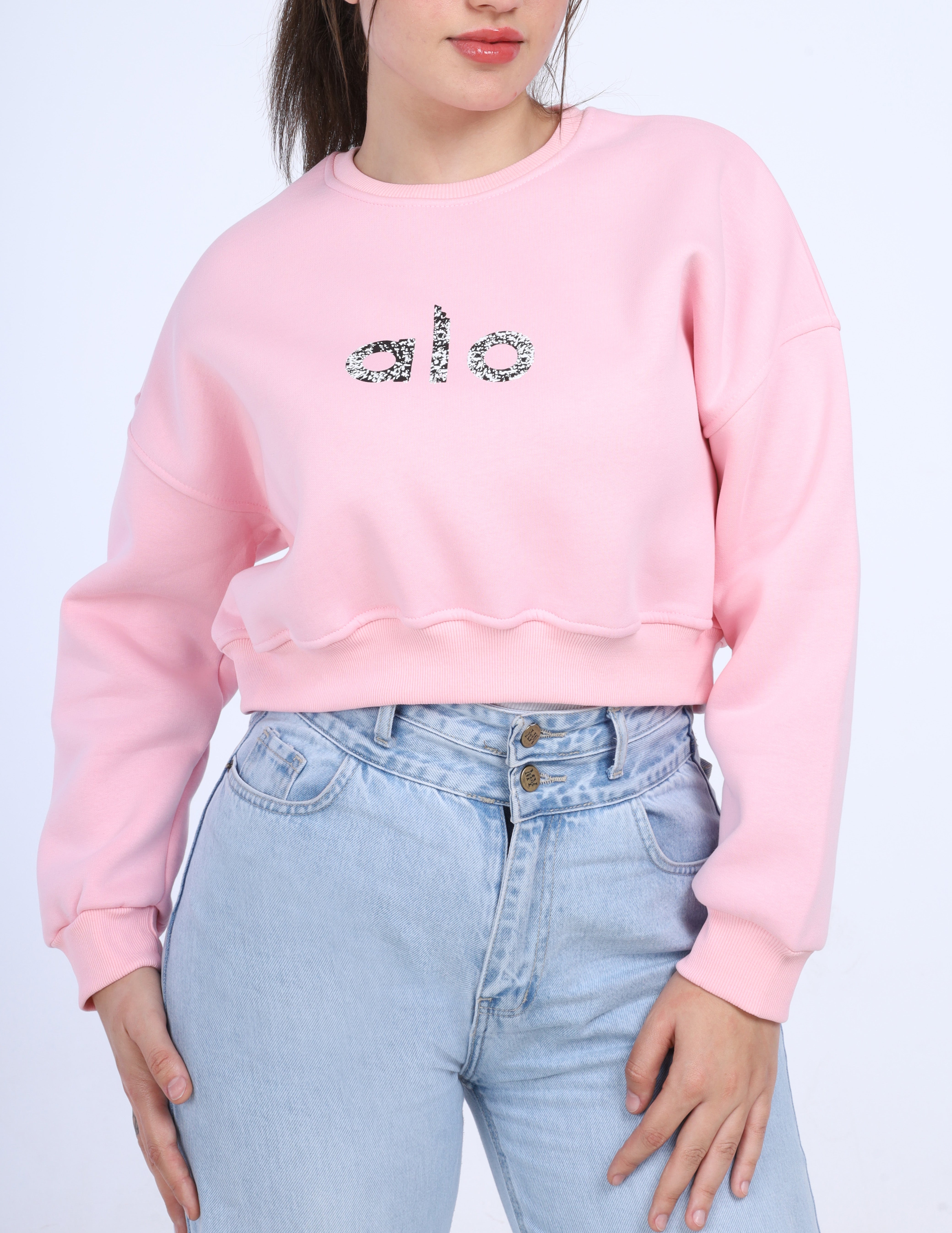 Cozy Cropped Sweatshirt w17018619