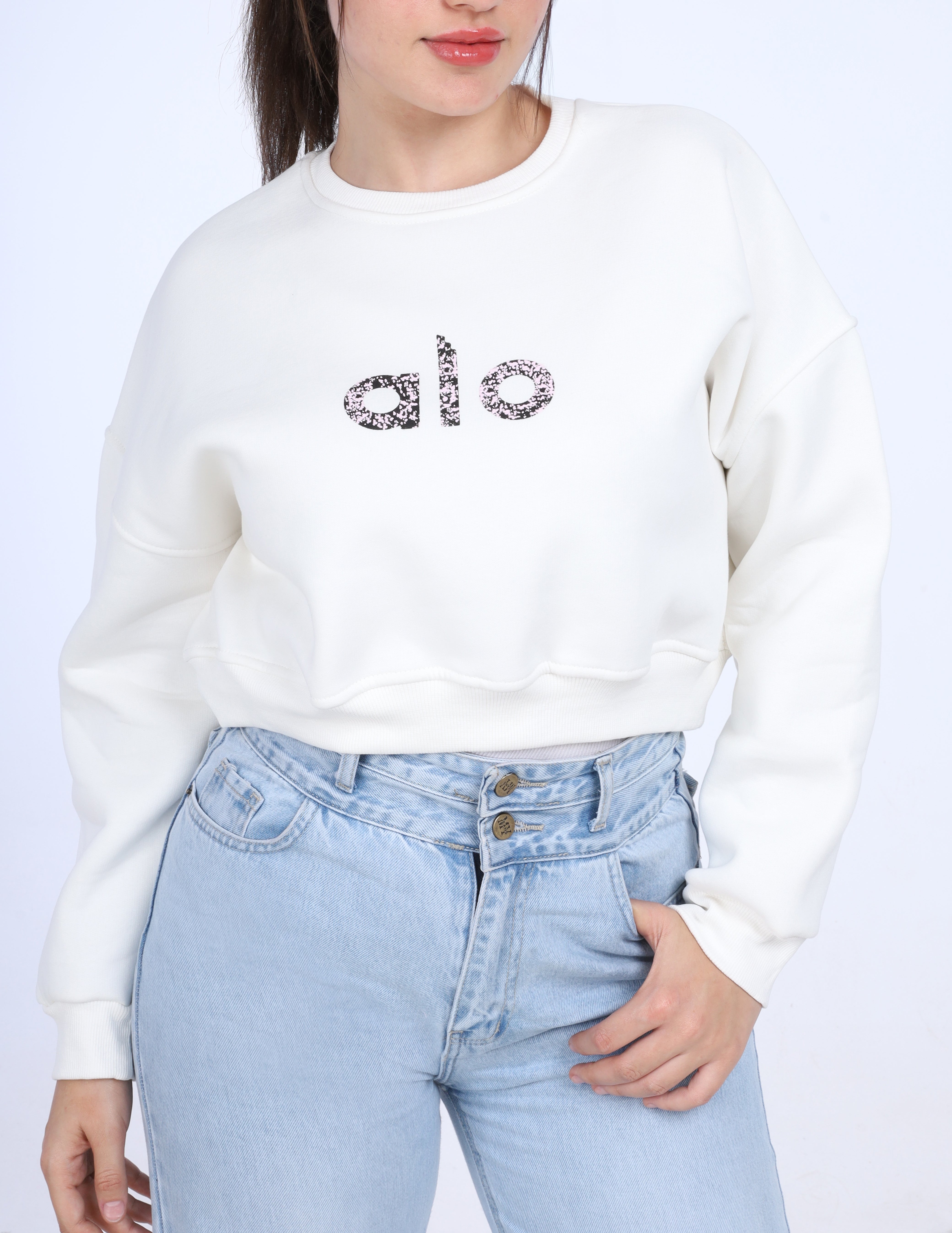 Cozy Cropped Sweatshirt w17018619