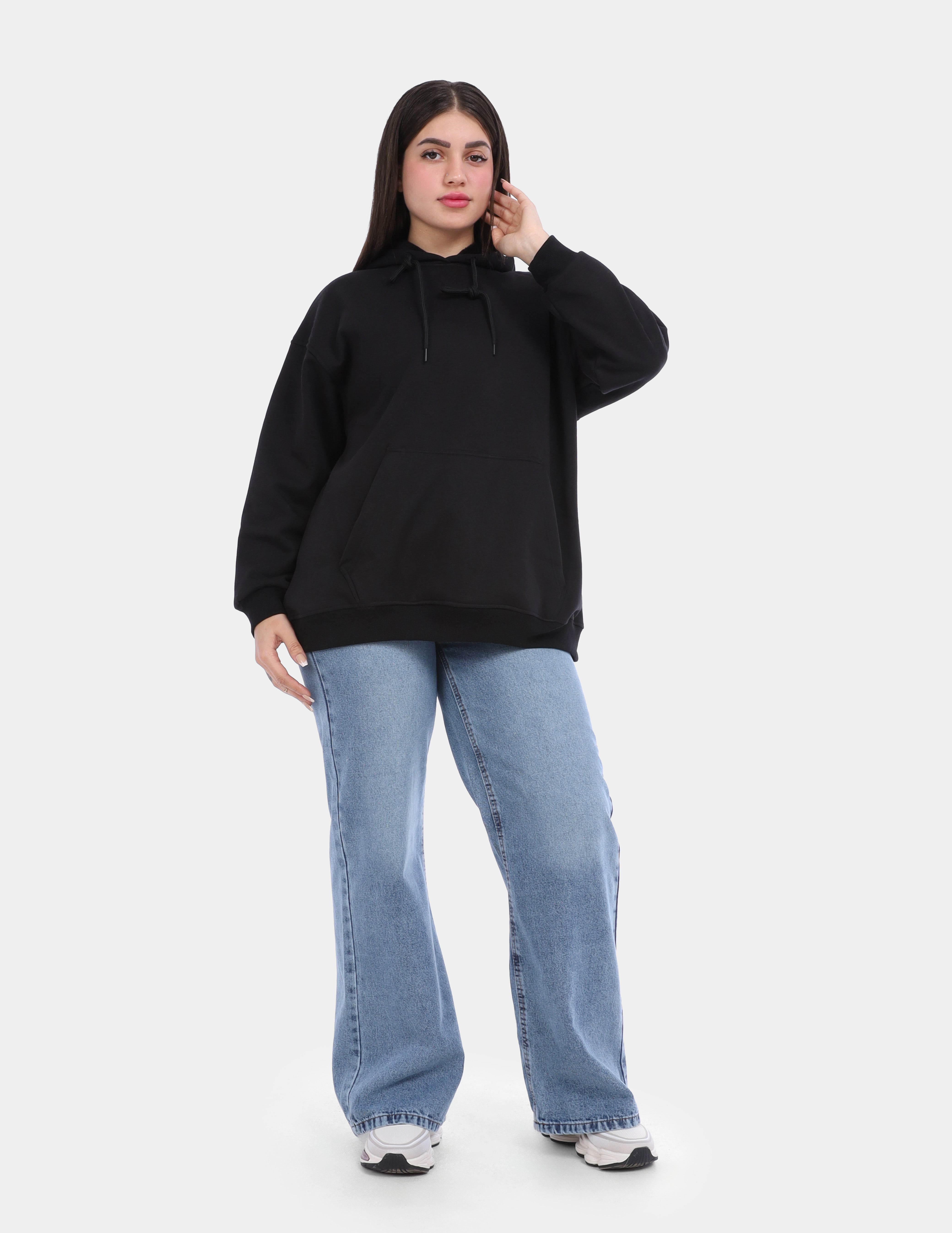 Basic Hoodie with Hood and Pocket w17018689