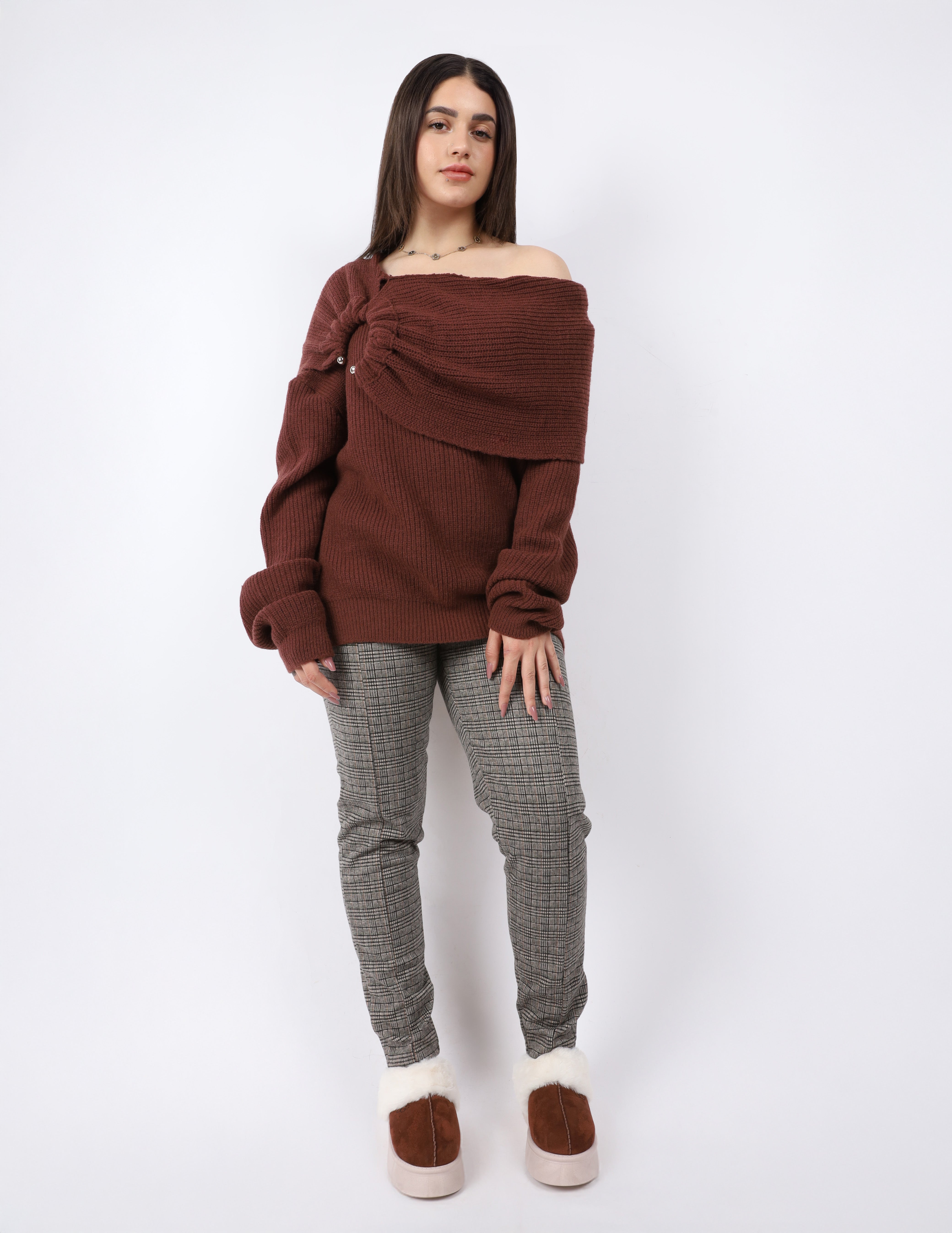 Off-Shoulder Knitted Sweater w17504014