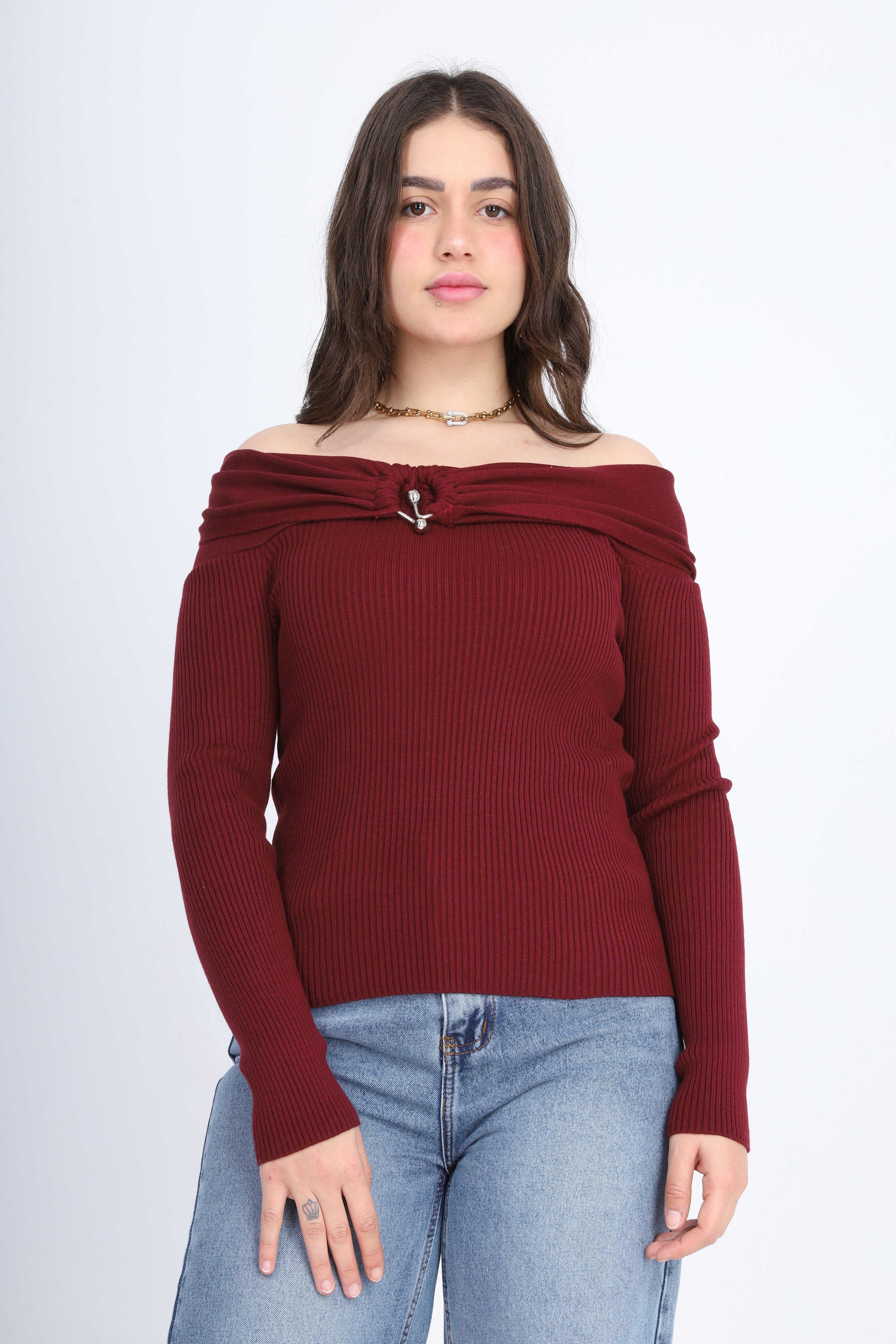 Off-Shoulder Knitted Sweater w17504029