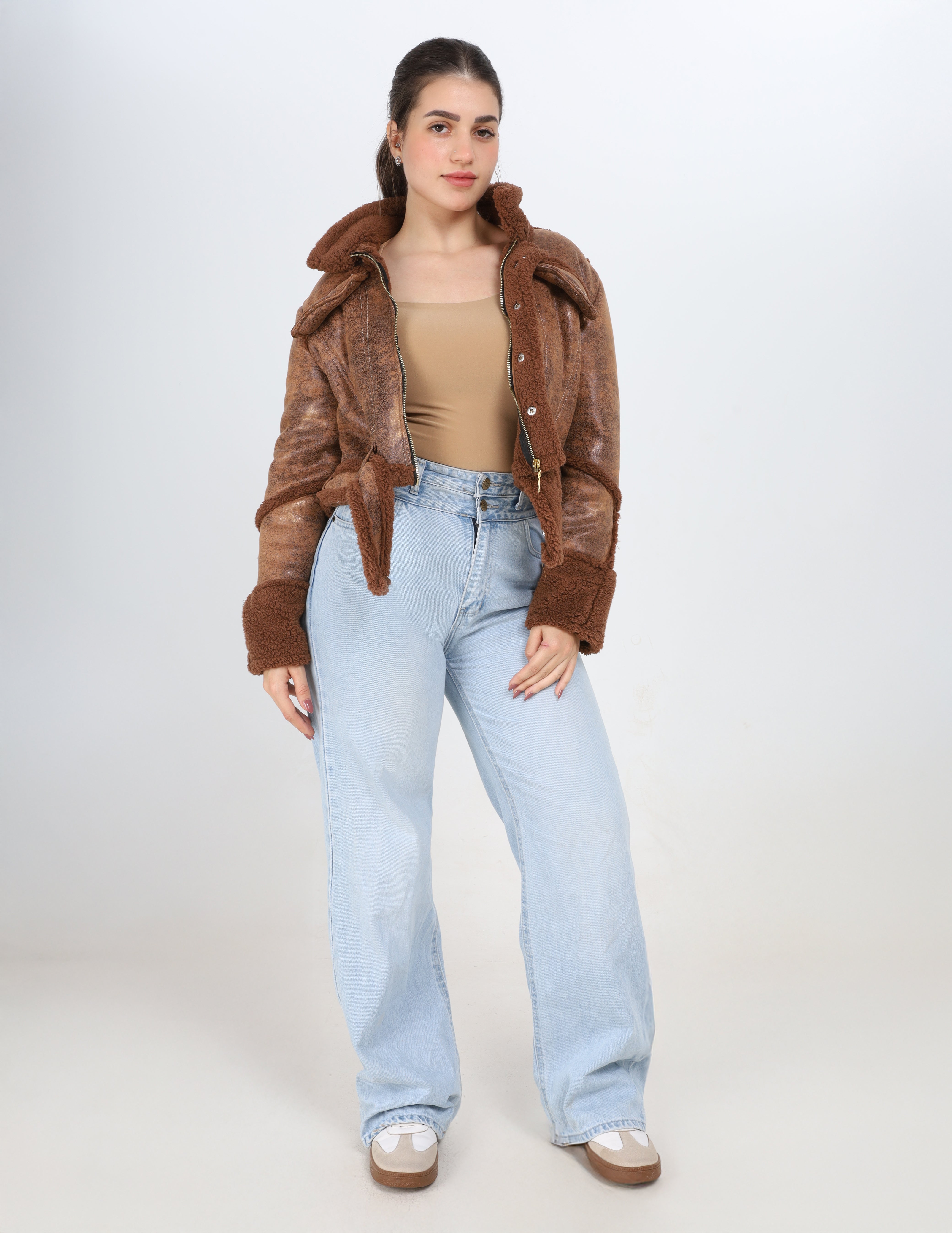 Teddy-Lined Cropped Leather Jacket w940200
